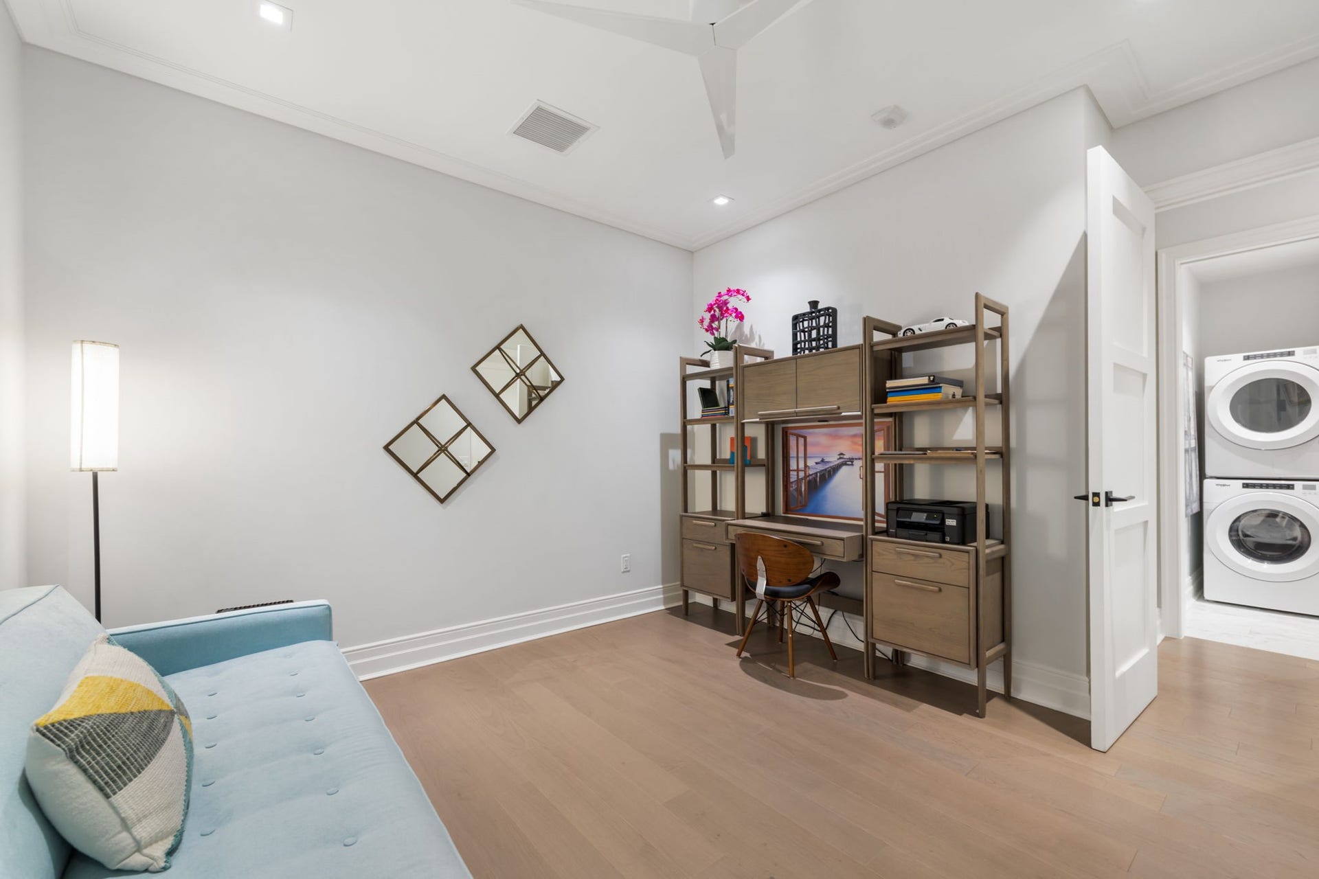6017 Memorial Drive, #305, Houston, TX 77007 6017 Memorial Drive, #305, Houston, TX 77007