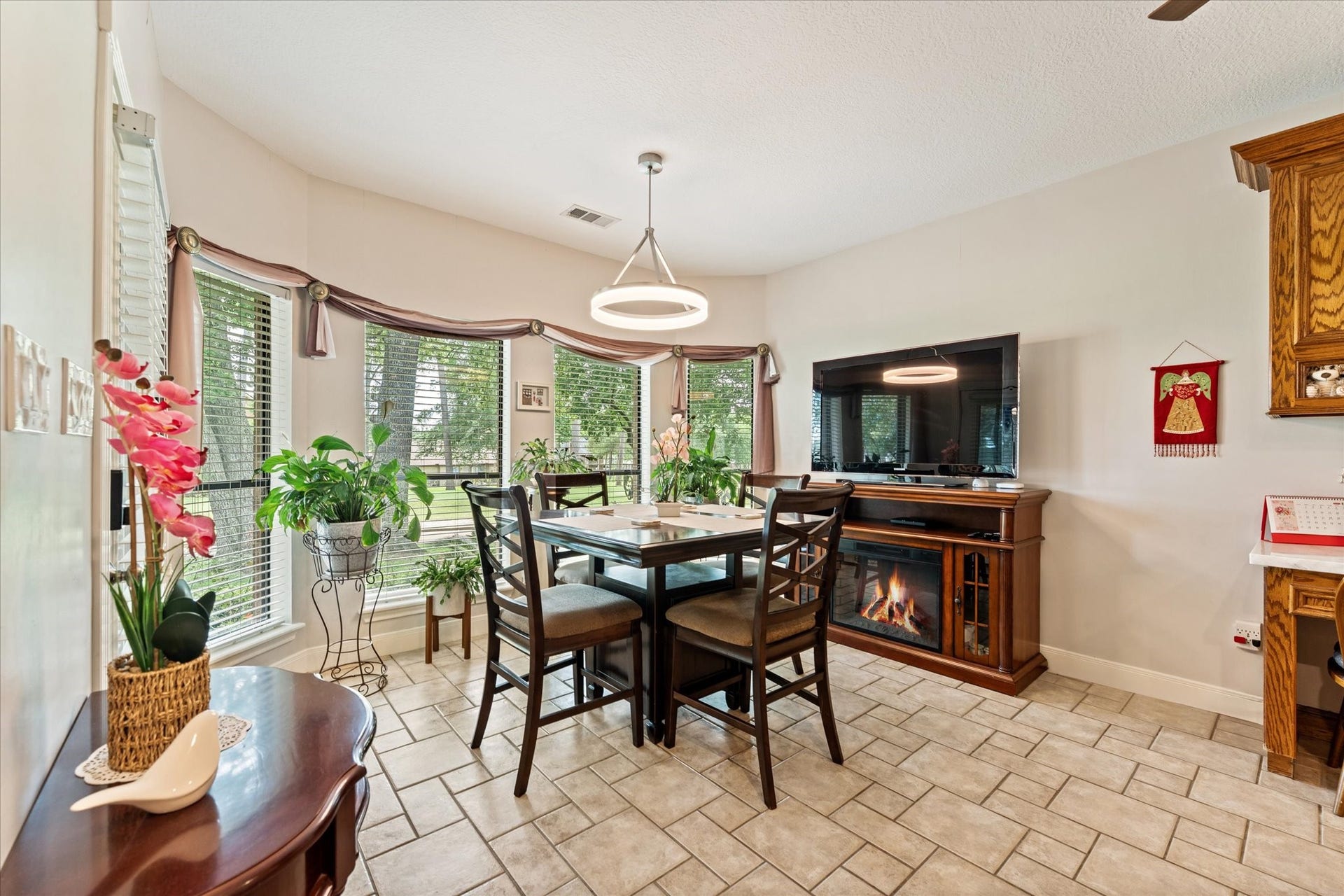 13623 Summer Hill Drive, Montgomery, TX 77356 13623 Summer Hill Drive, Montgomery, TX 77356