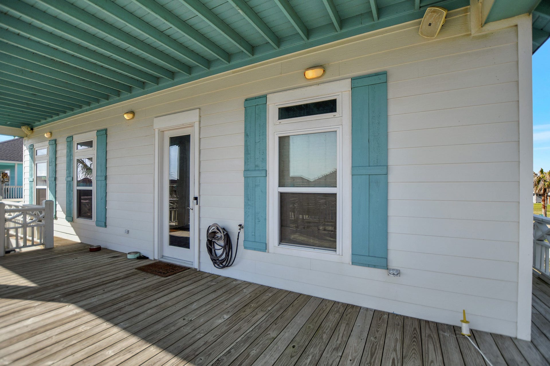 2570 Tide Drive, Port Bolivar, TX 77650 2570 Tide Drive, Port Bolivar, TX 77650