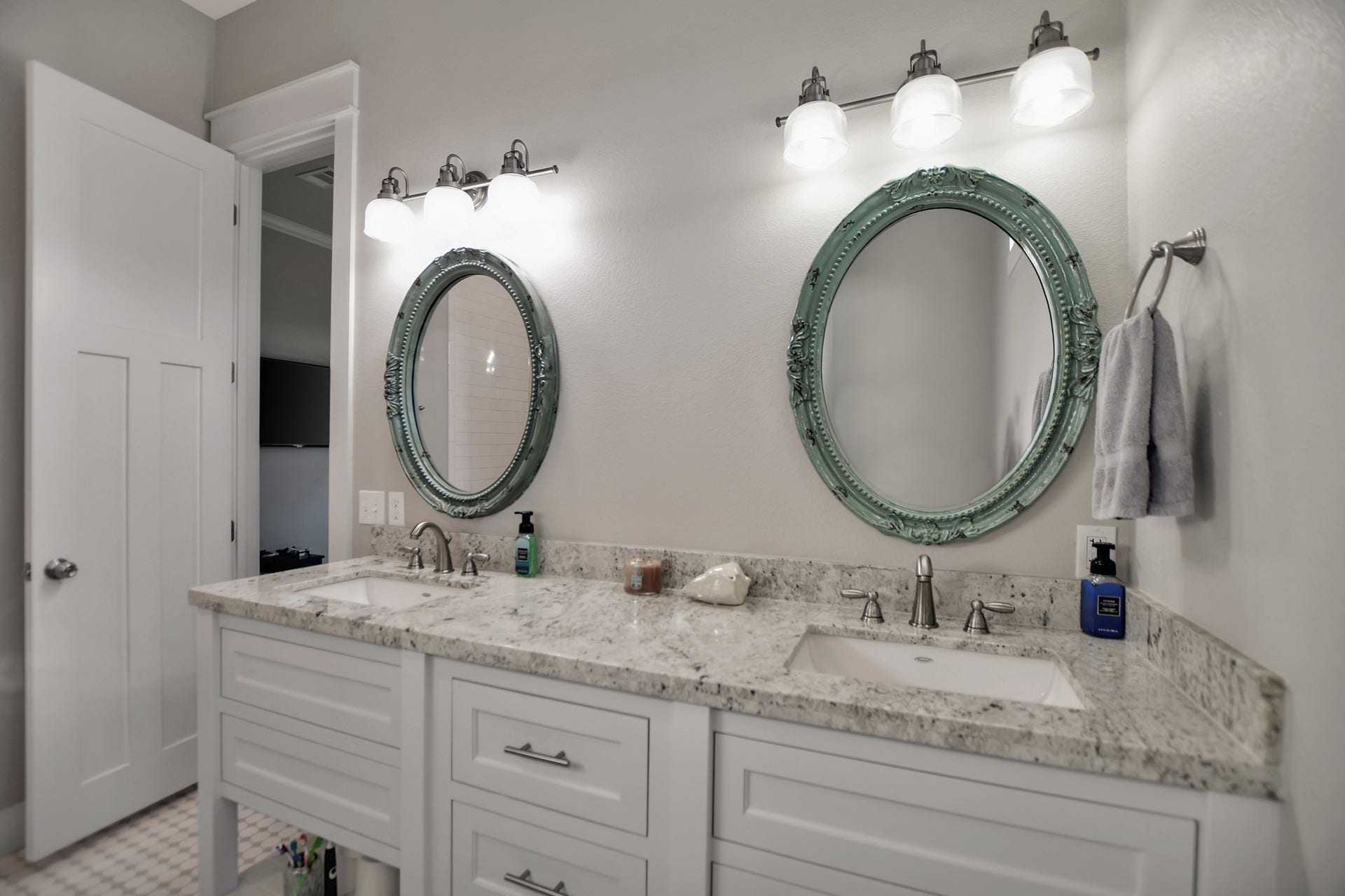 2570 Tide Drive, Port Bolivar, TX 77650 2570 Tide Drive, Port Bolivar, TX 77650