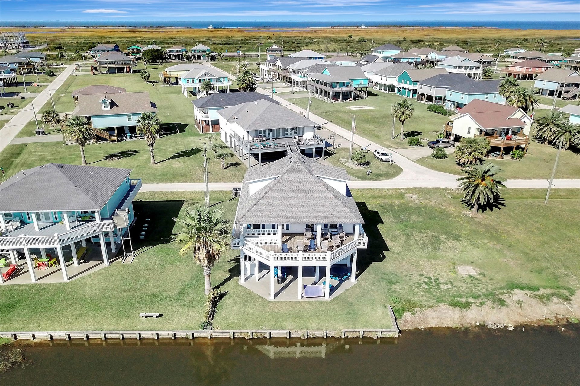 2570 Tide Drive, Port Bolivar, TX 77650 2570 Tide Drive, Port Bolivar, TX 77650