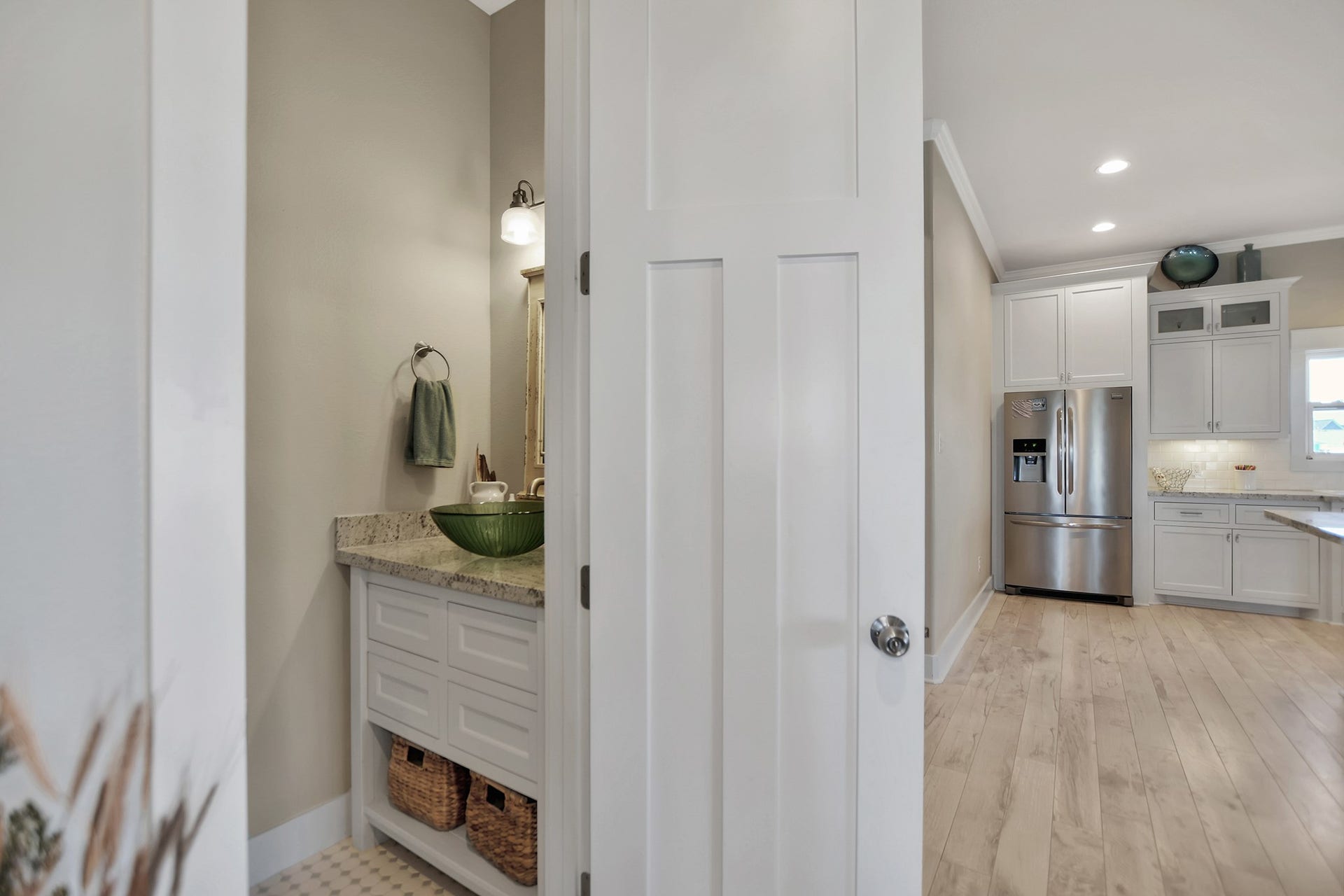 2570 Tide Drive, Port Bolivar, TX 77650 2570 Tide Drive, Port Bolivar, TX 77650