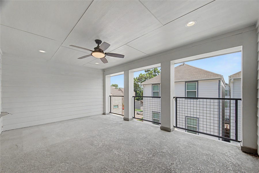 Property photo for 911 W 35th Street, #E, Houston, TX