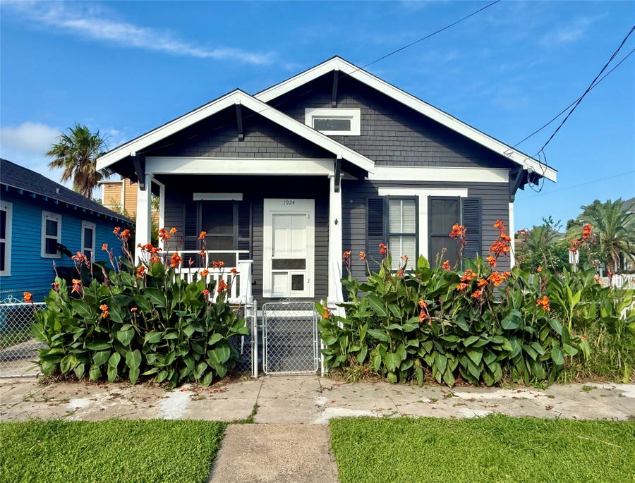 Property photo for 1924 26th Street, Galveston, TX