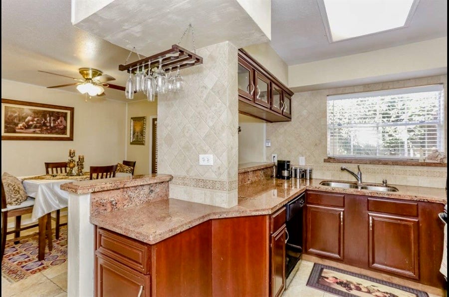Property photo for 10183 Beekman Place Drive, Houston, TX