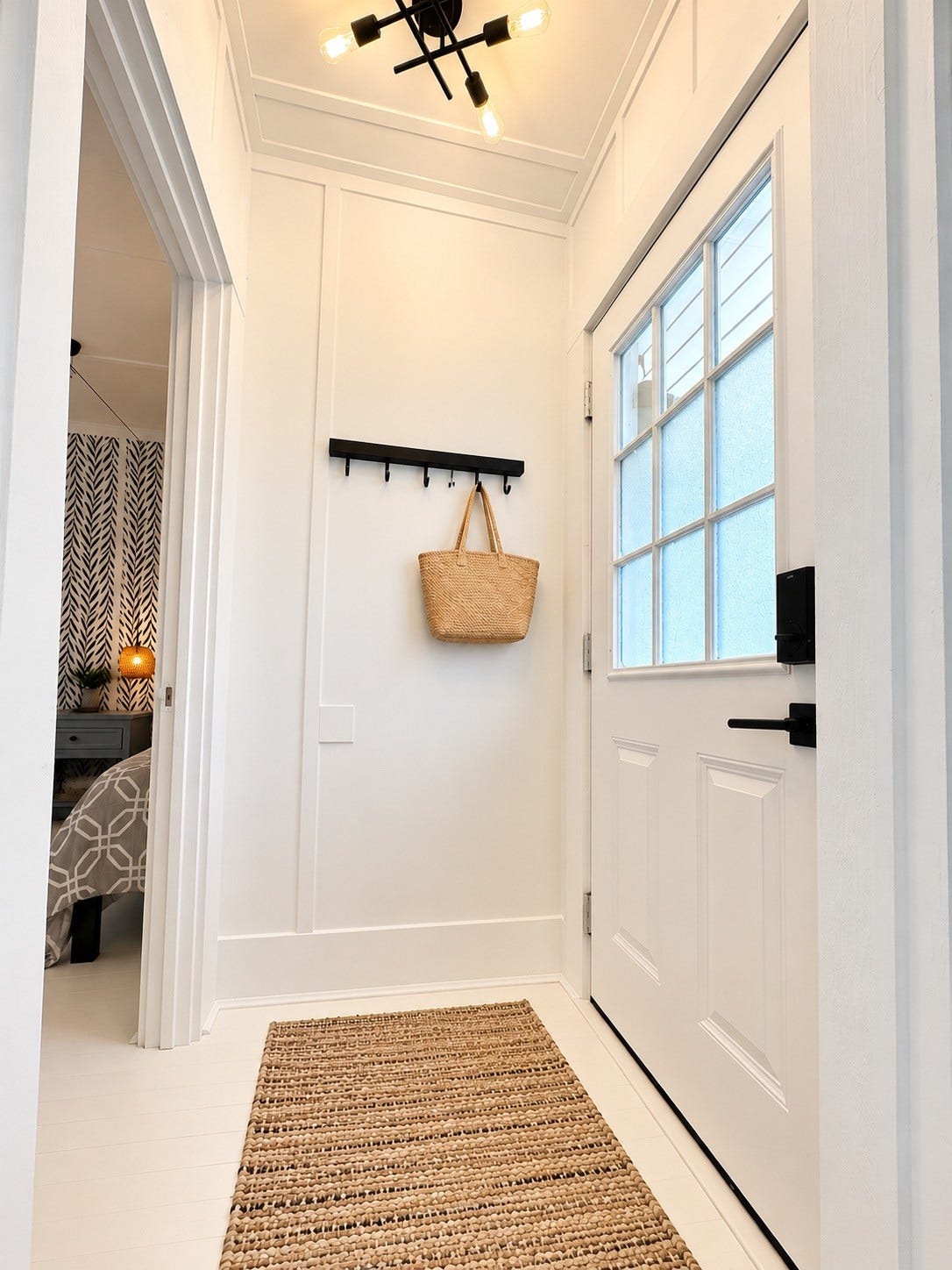 3402 Avenue Q 1/2, Galveston, TX 77550 Entryway