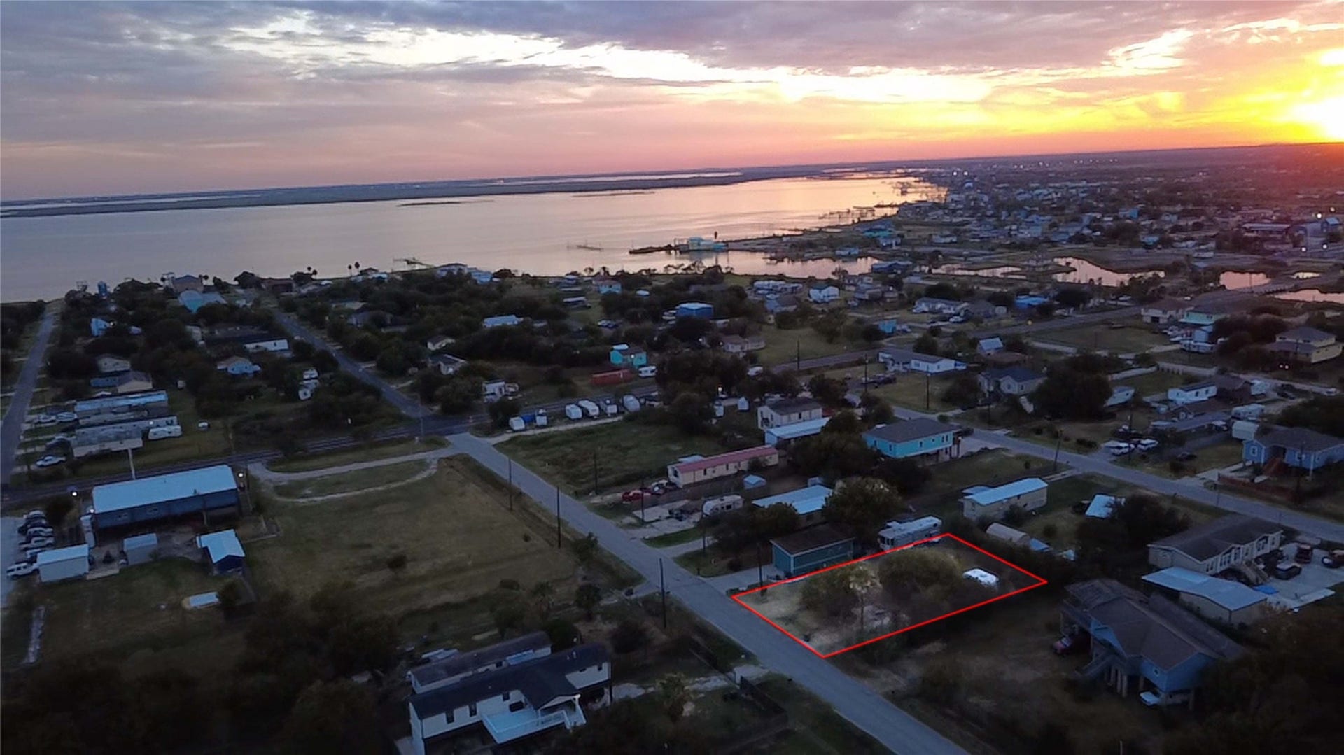 808 15th Street, Dickinson, TX 77539 Overhead View