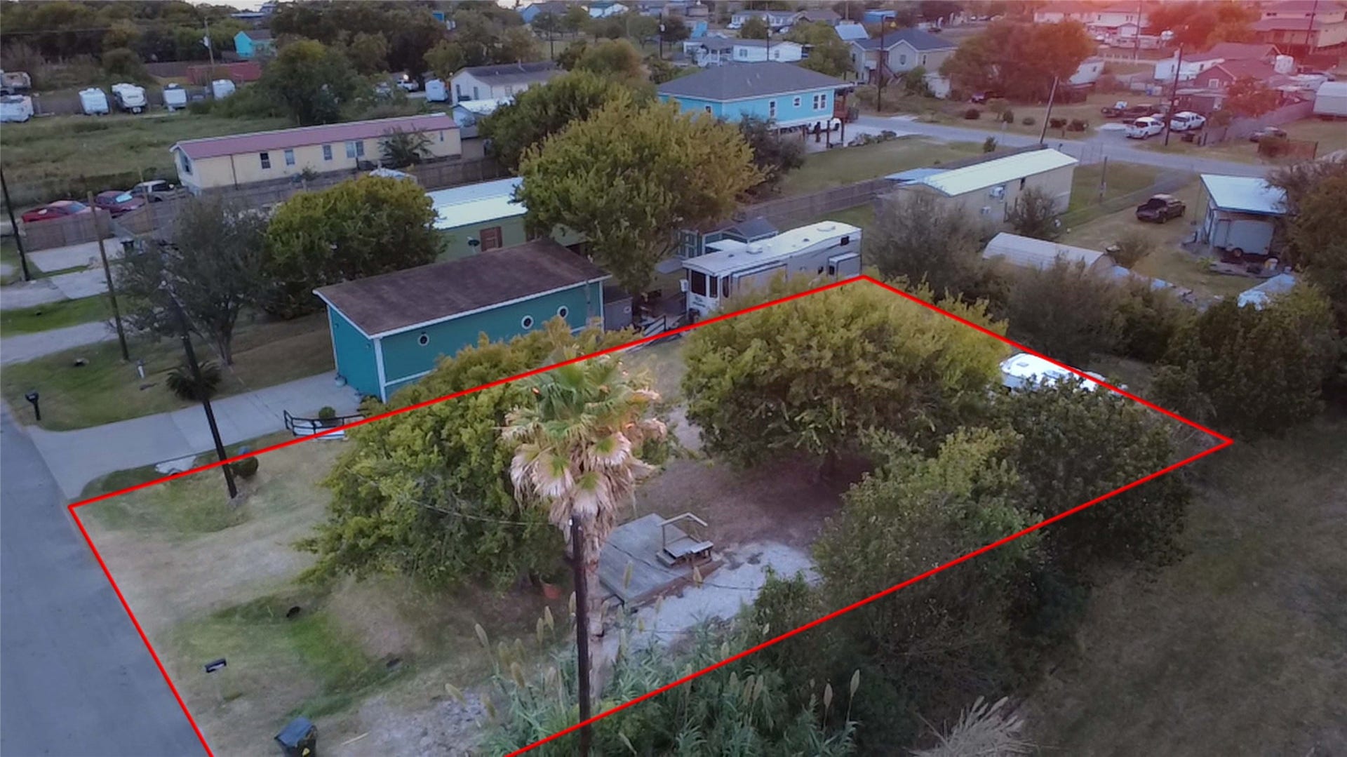 808 15th Street, Dickinson, TX 77539 3 lots