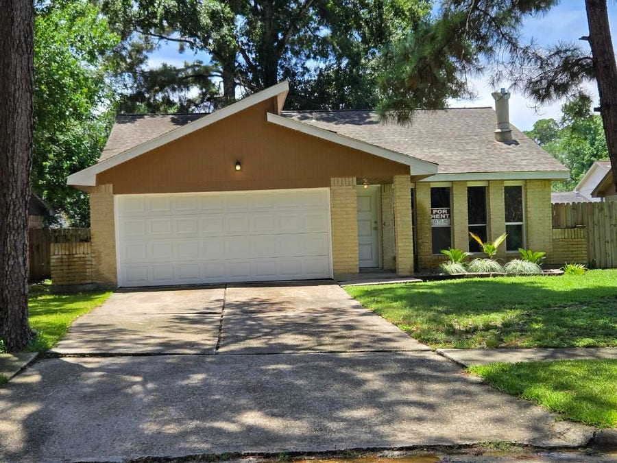 Property photo for 7026 Foxfield Lane, Humble, TX
