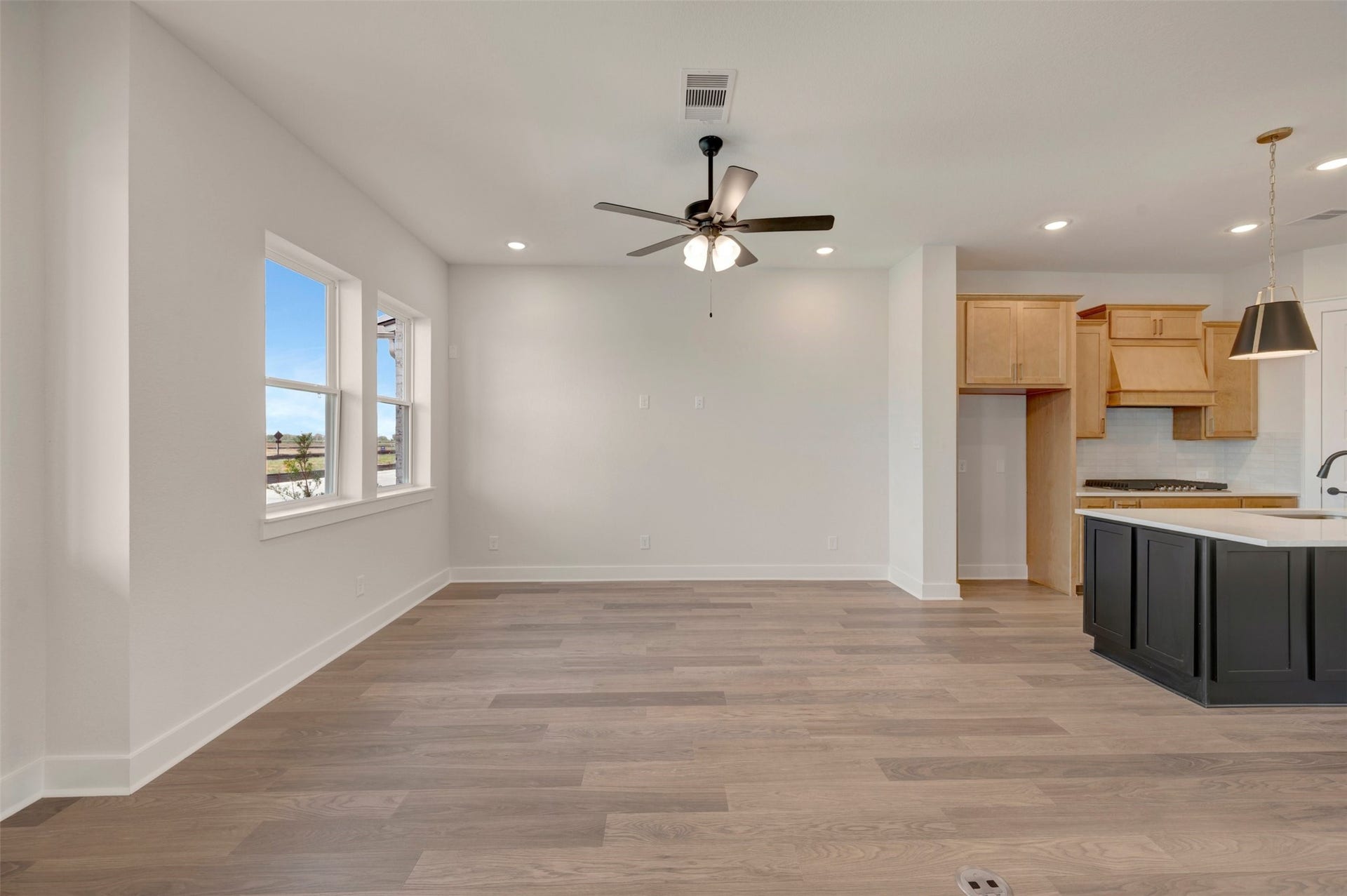 16706 Vibrant Avenue, Hockley, TX 77447