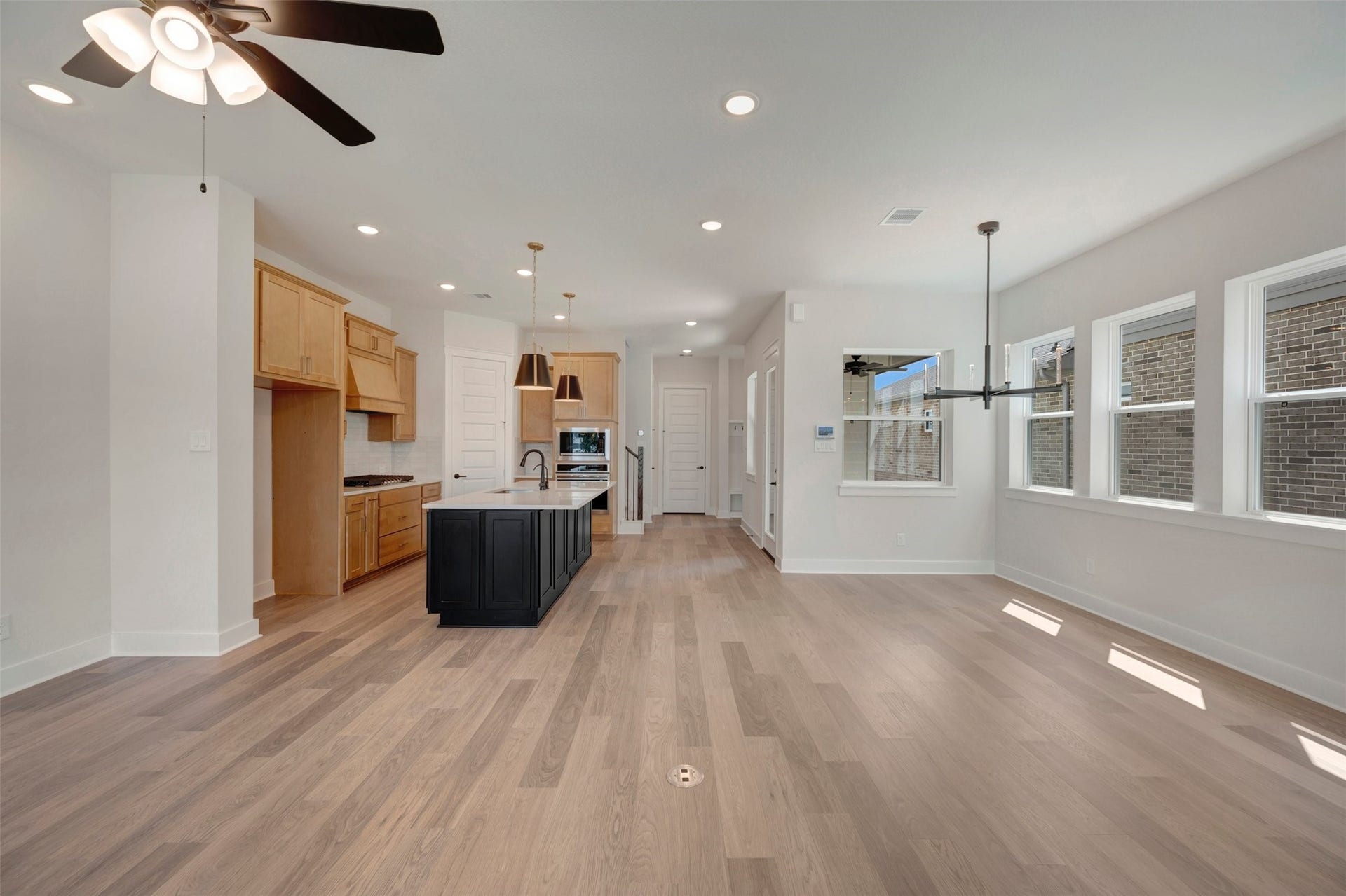 16706 Vibrant Avenue, Hockley, TX 77447