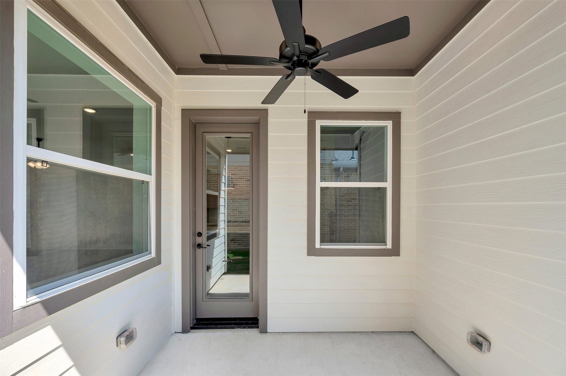 16706 Vibrant Avenue, Hockley, TX 77447