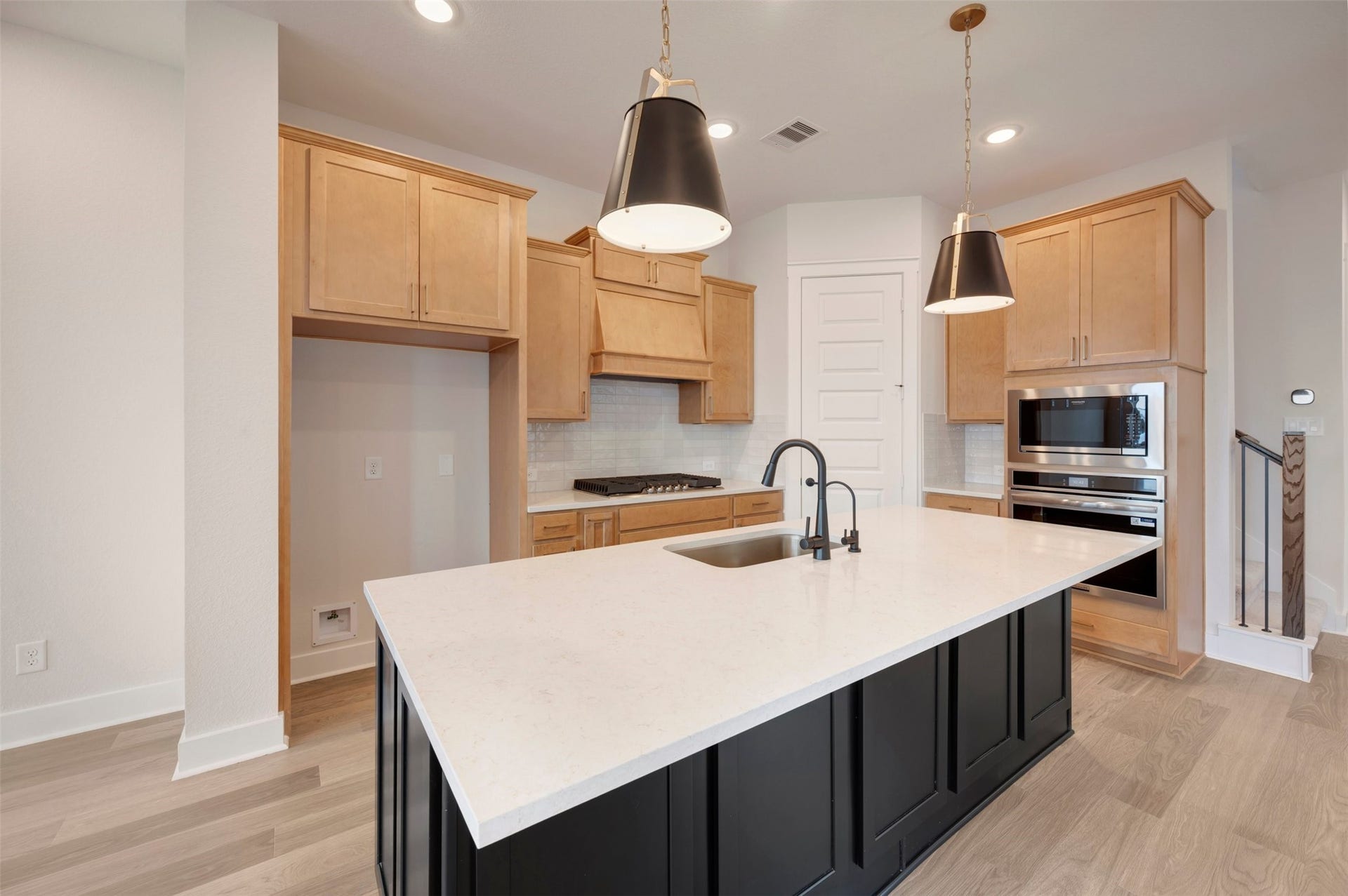 16706 Vibrant Avenue, Hockley, TX 77447