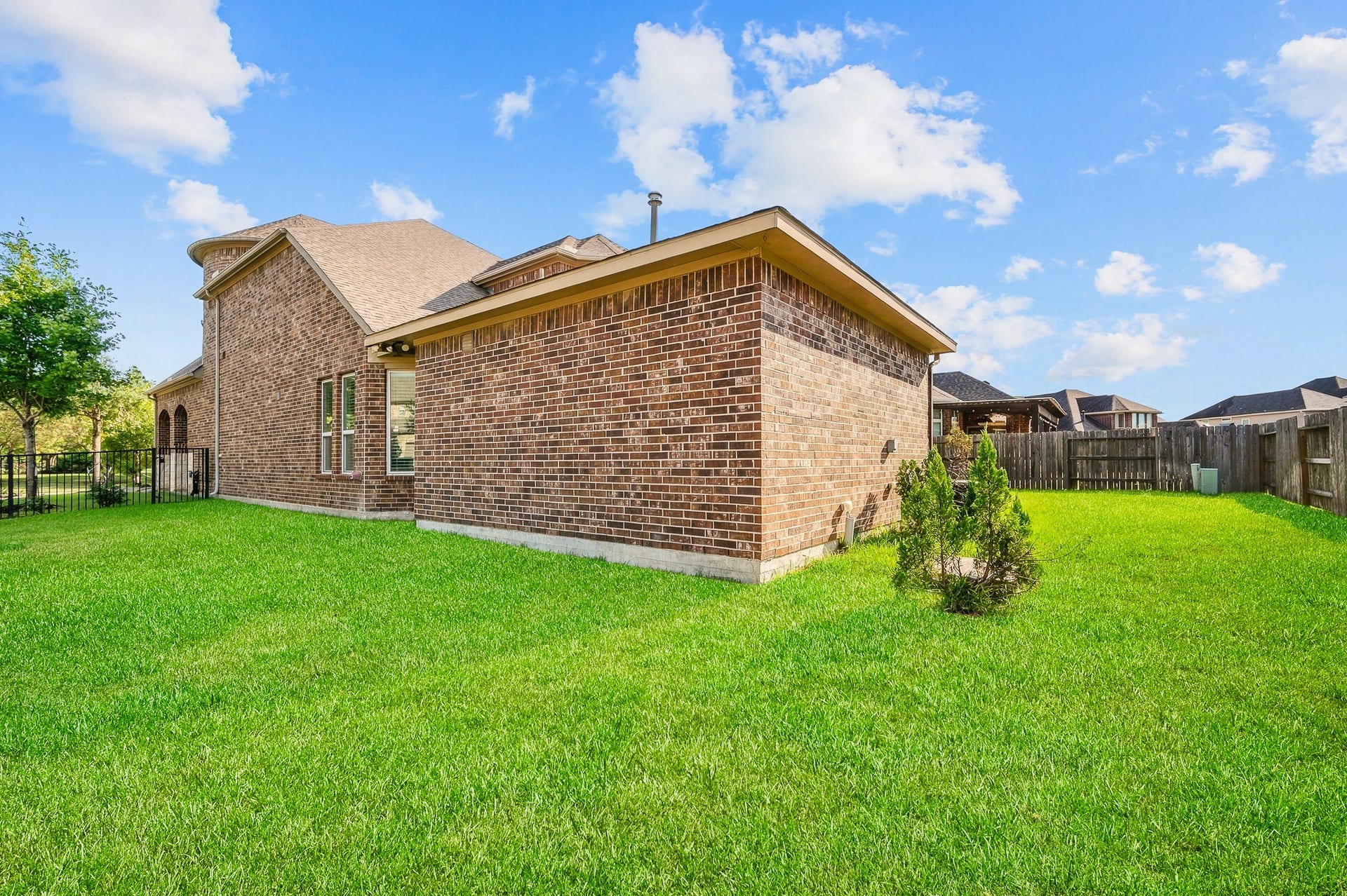 18611 Rankin Creek Drive, Cypress, TX 77433