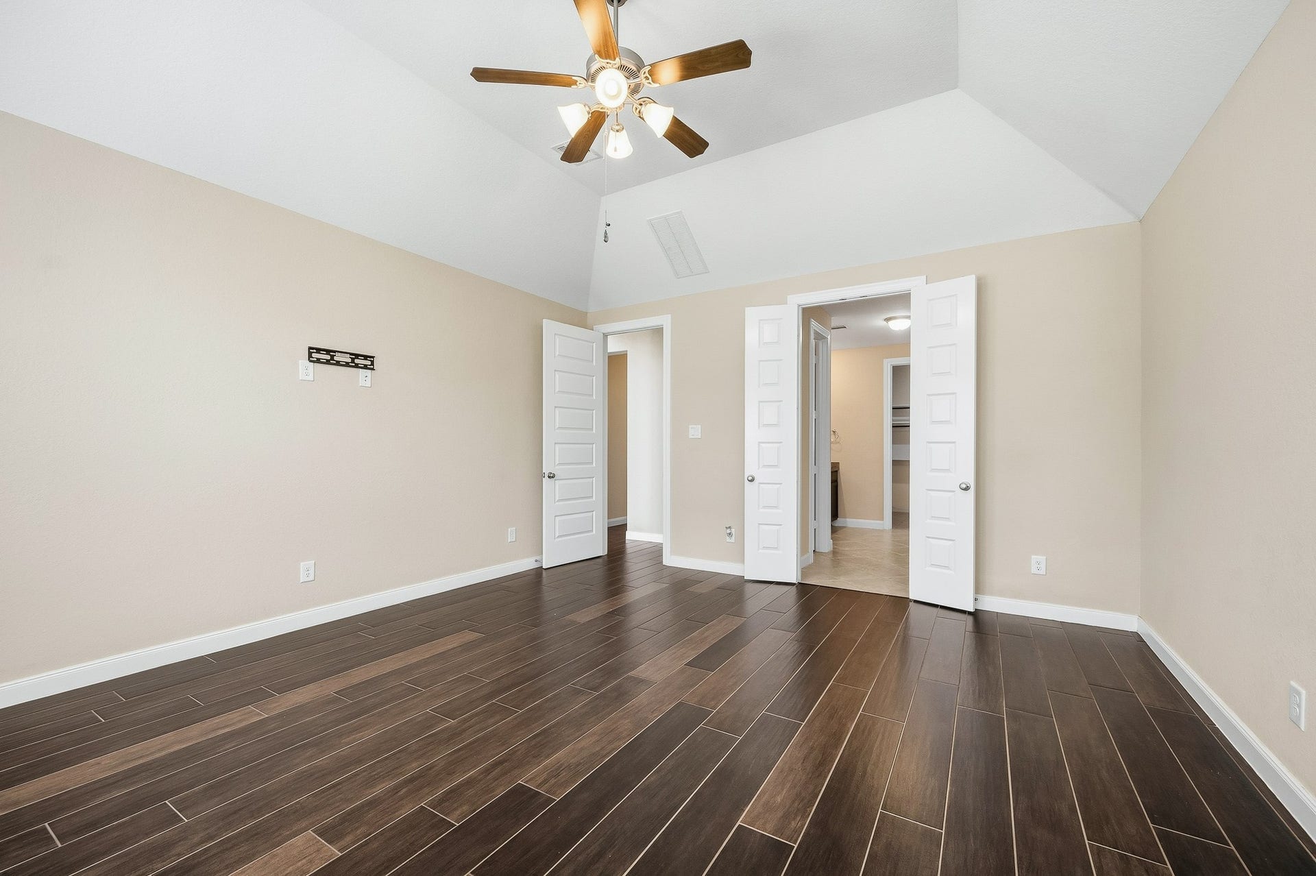 18611 Rankin Creek Drive, Cypress, TX 77433