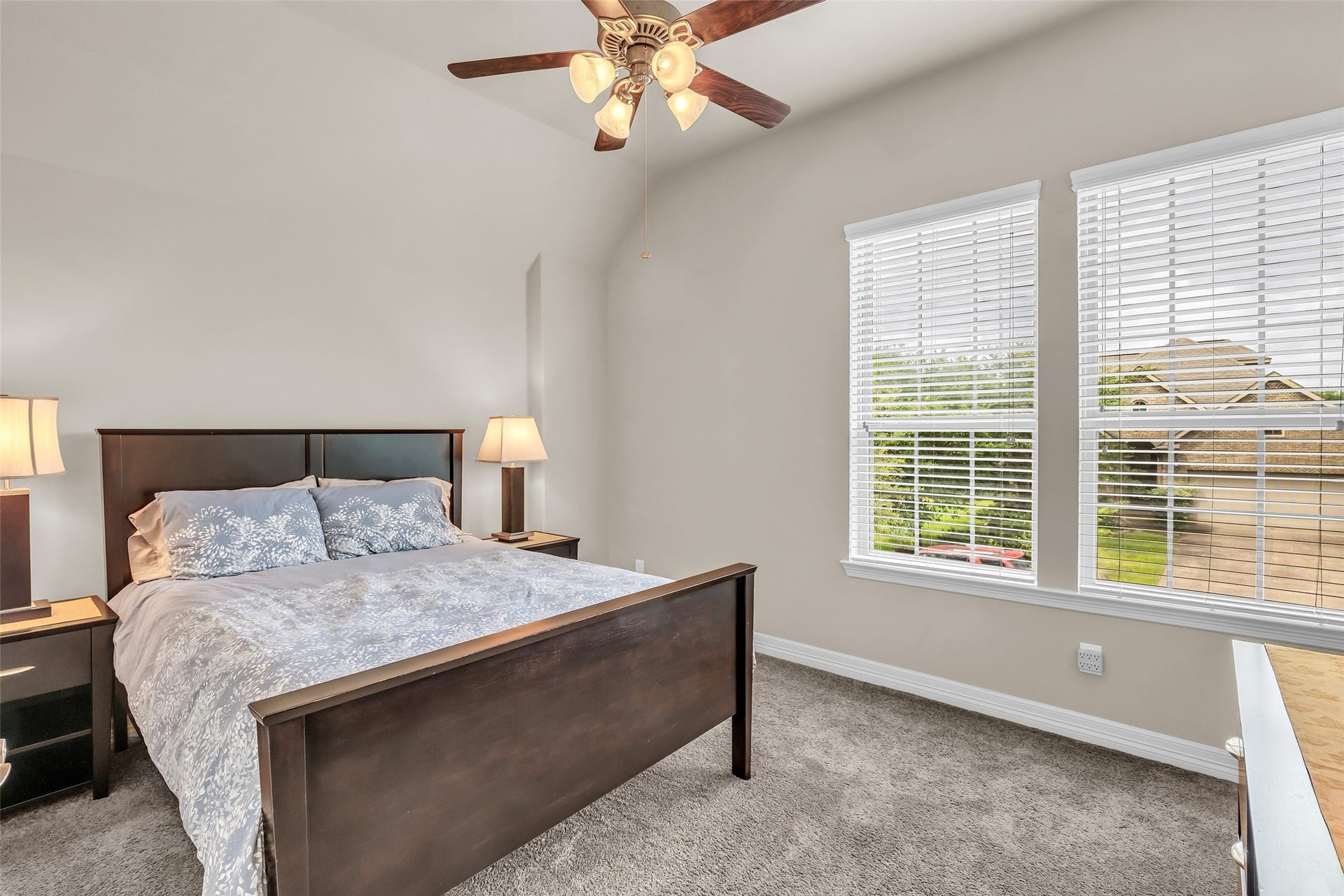 246 Hearthshire Circle, The Woodlands, TX 77354 Another secondary bedroom on 2nd floor