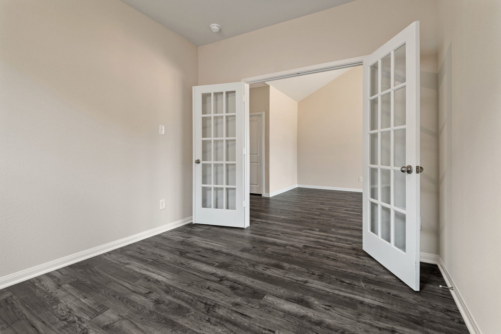 356 Fastboy Lane, Waller, TX 77484