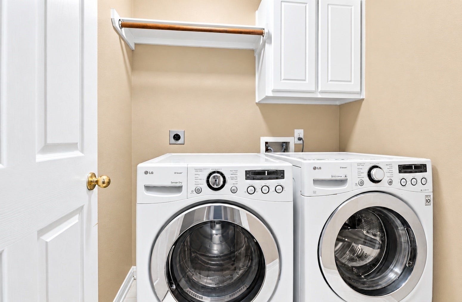 Laundry room comes with a washer and dryer!