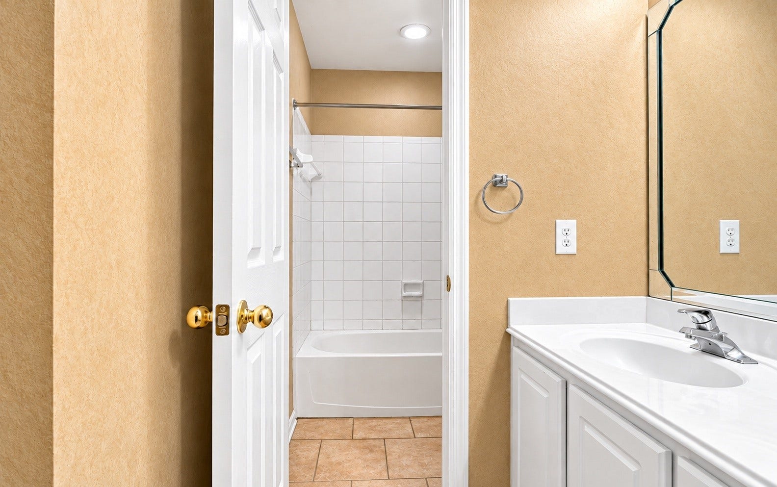 1915 Shining Stream Lane, Richmond, TX 77406