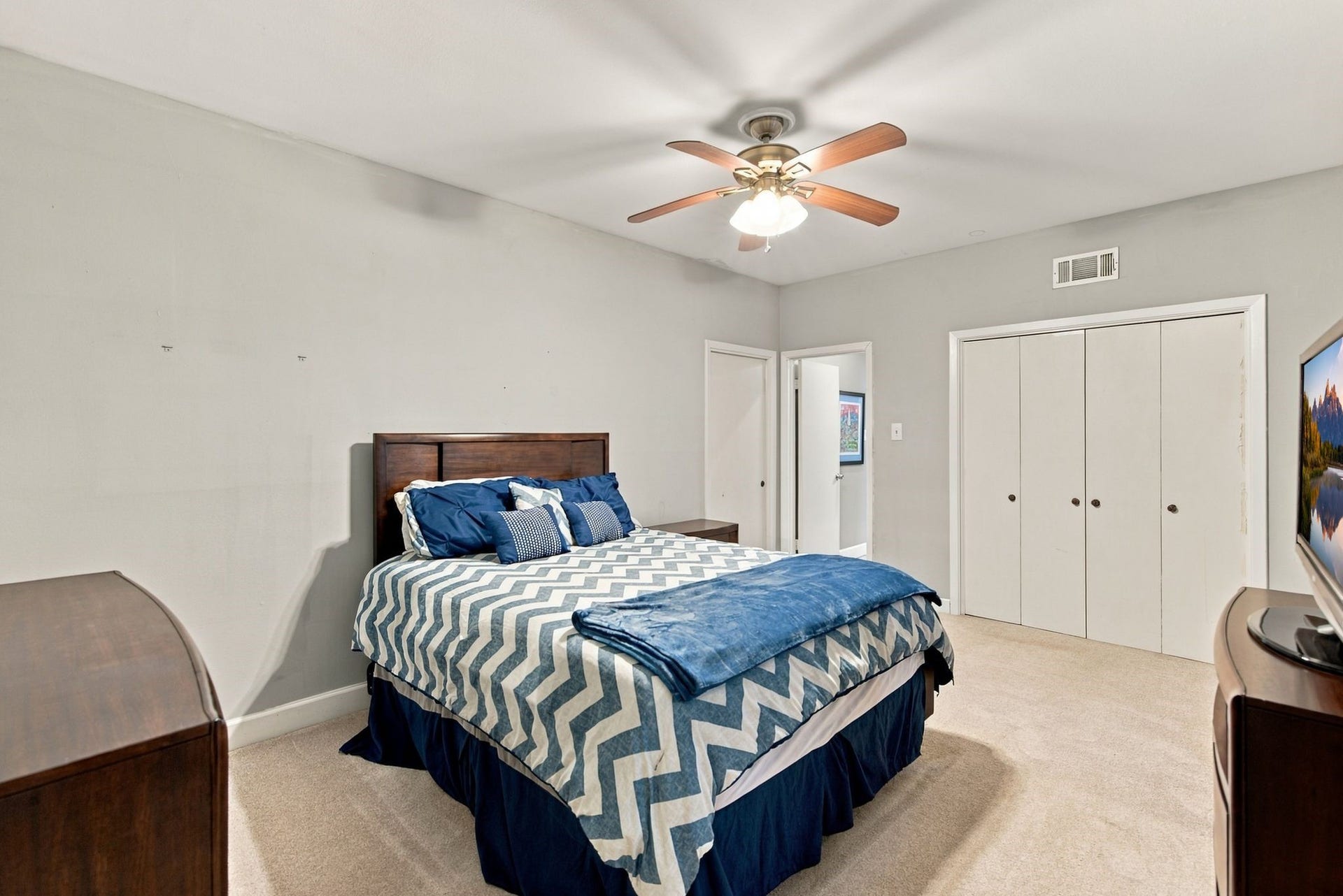2935 W FM 1462, Rosharon, TX 77583