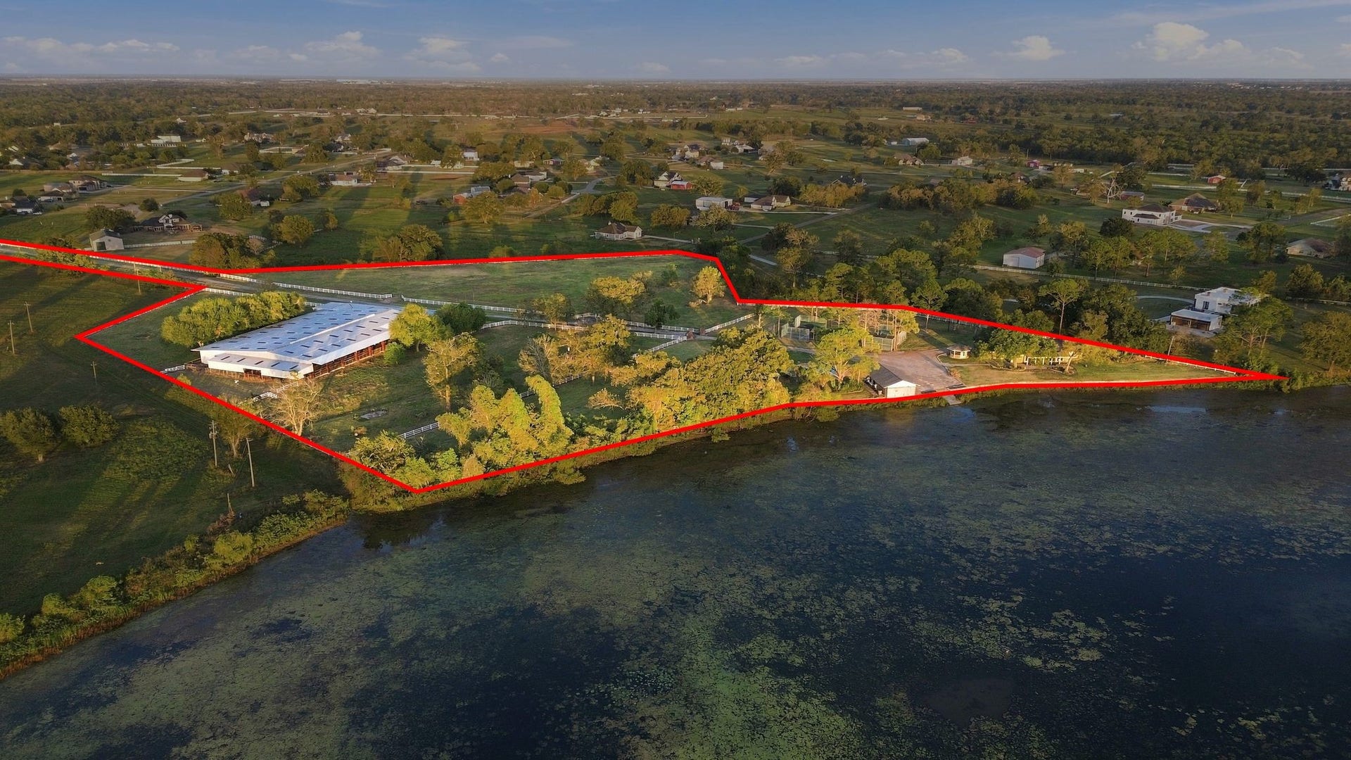2935 W FM 1462, Rosharon, TX 77583