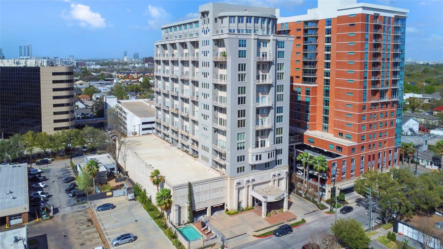 Property photo for 2520 Robinhood Street, #1008, Houston, TX
