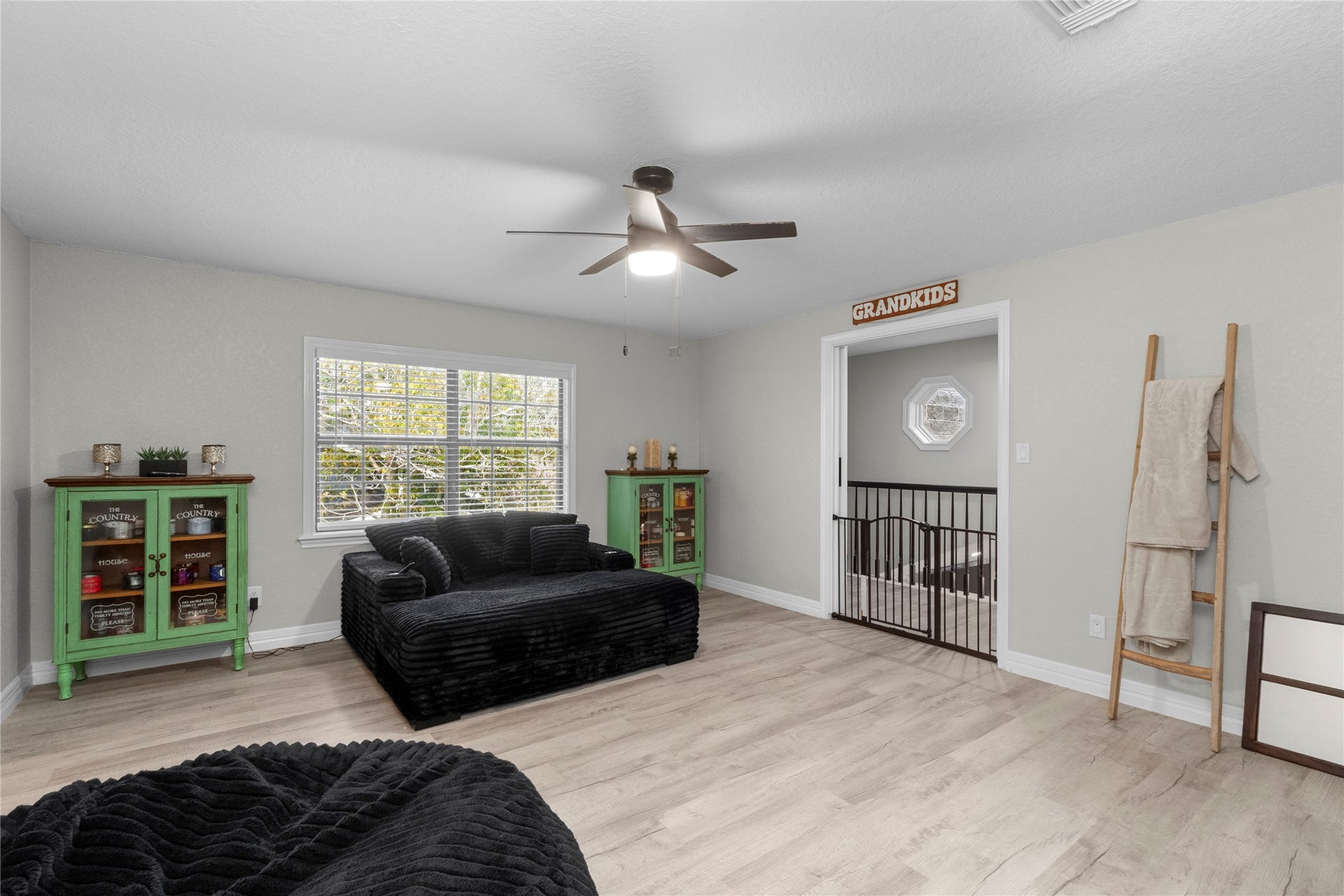 17251 County Road 945d, Brazoria, TX 77422 17251 County Road 945d, Brazoria, TX 77422