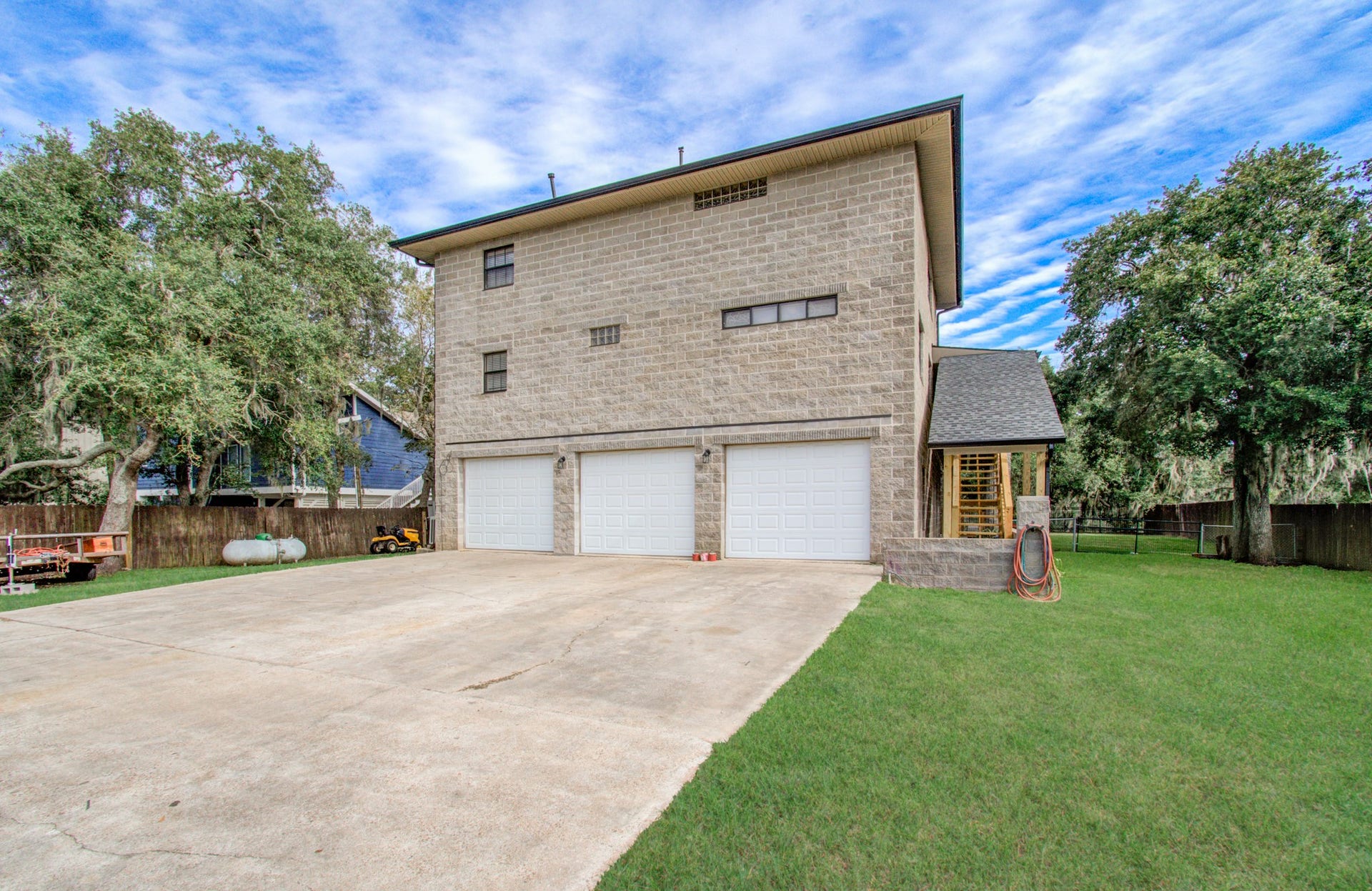 17251 County Road 945d, Brazoria, TX 77422 17251 County Road 945d, Brazoria, TX 77422