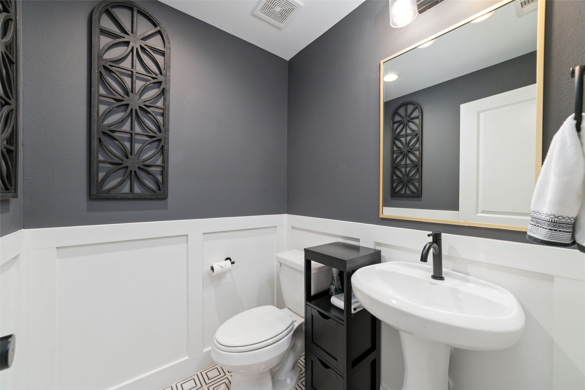 3705 Creekmont Green Lane, Houston, TX 77091 3705 Creekmont Green Lane, Houston, TX 77091