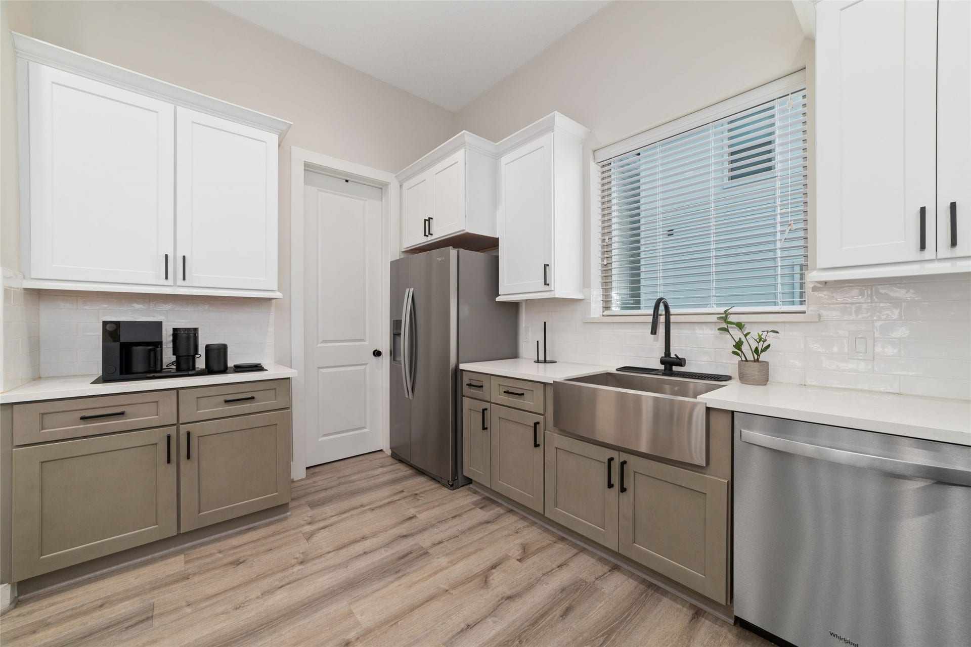3705 Creekmont Green Lane, Houston, TX 77091 3705 Creekmont Green Lane, Houston, TX 77091