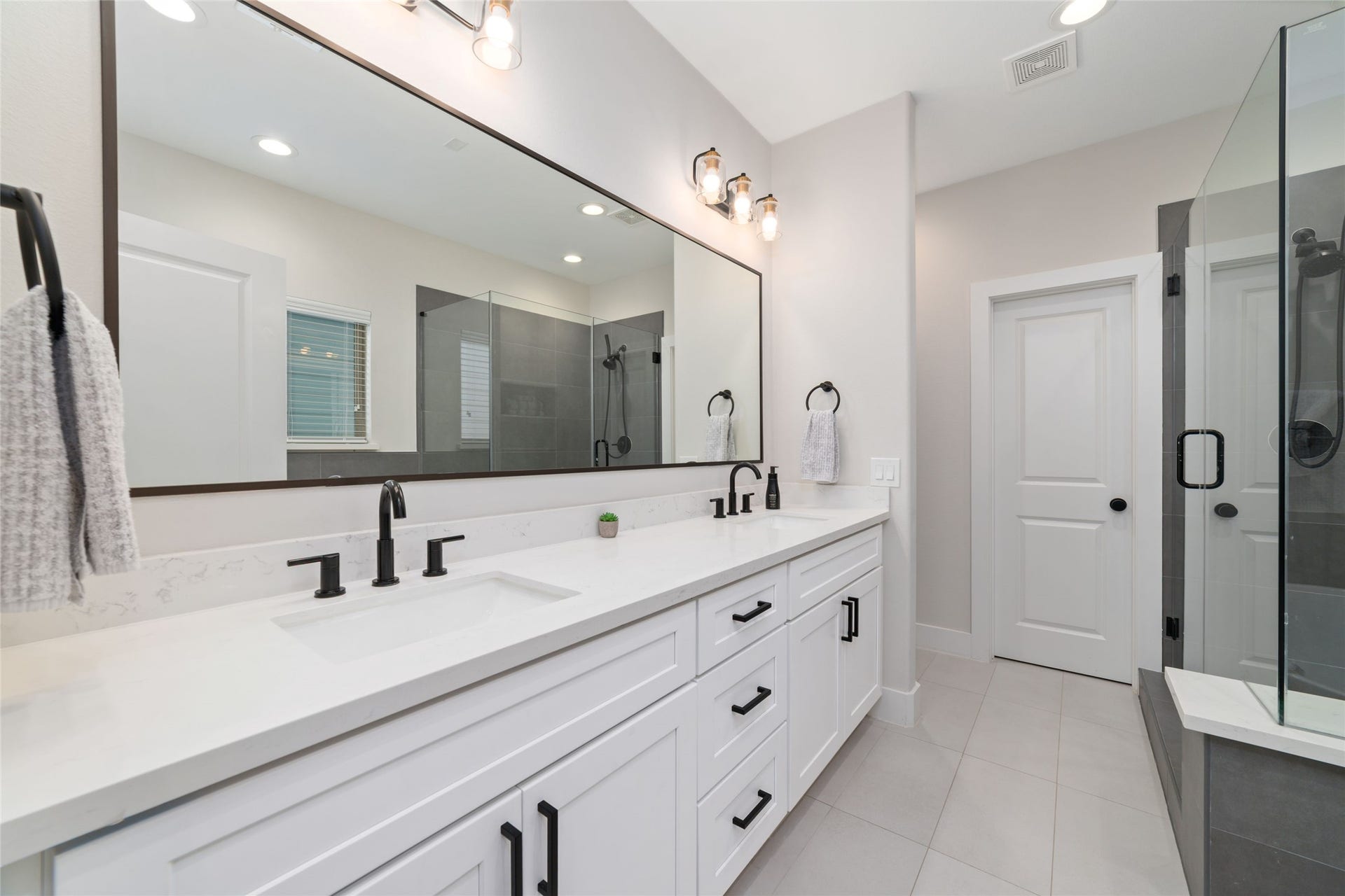 3705 Creekmont Green Lane, Houston, TX 77091 3705 Creekmont Green Lane, Houston, TX 77091