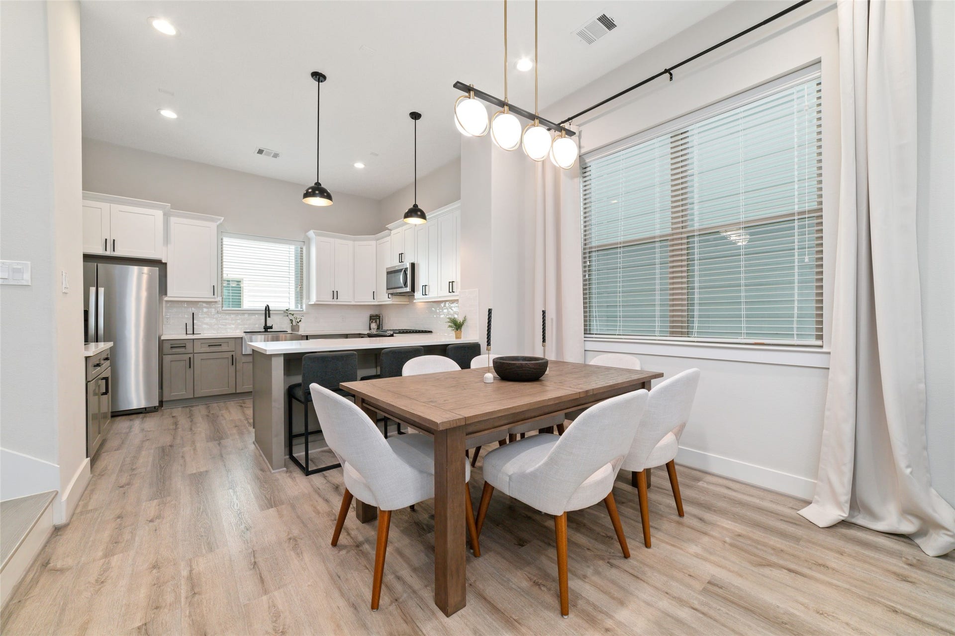 3705 Creekmont Green Lane, Houston, TX 77091 3705 Creekmont Green Lane, Houston, TX 77091