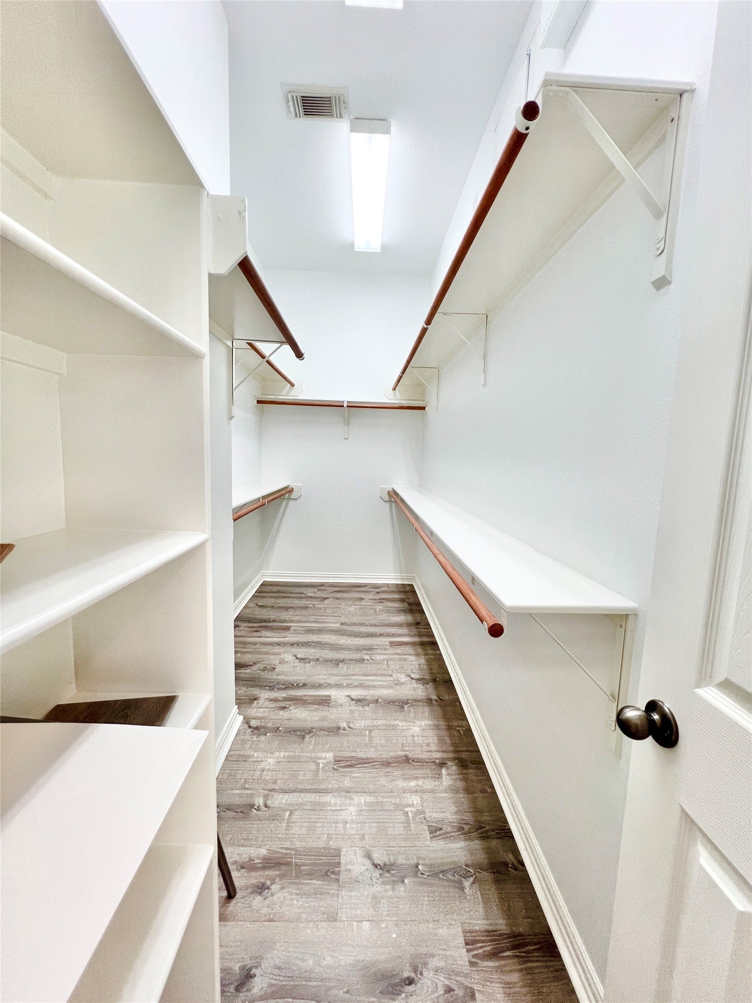 15915 Misty Heath Lane, Houston, TX 77084 nice big walk in primary bedroom closet