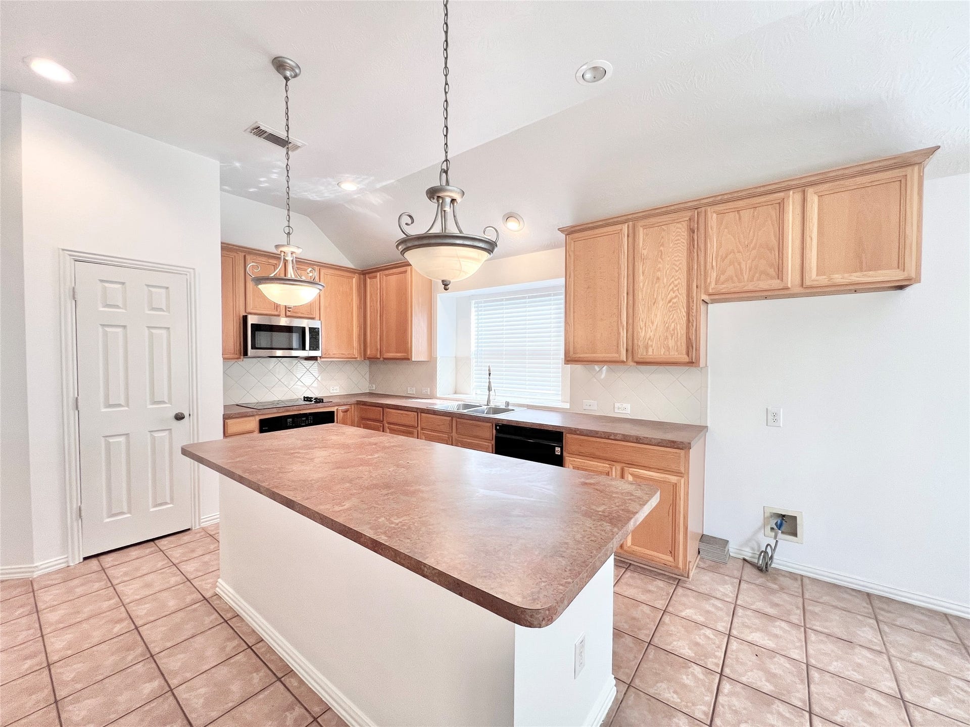 15915 Misty Heath Lane, Houston, TX 77084 15915 Misty Heath Lane, Houston, TX 77084