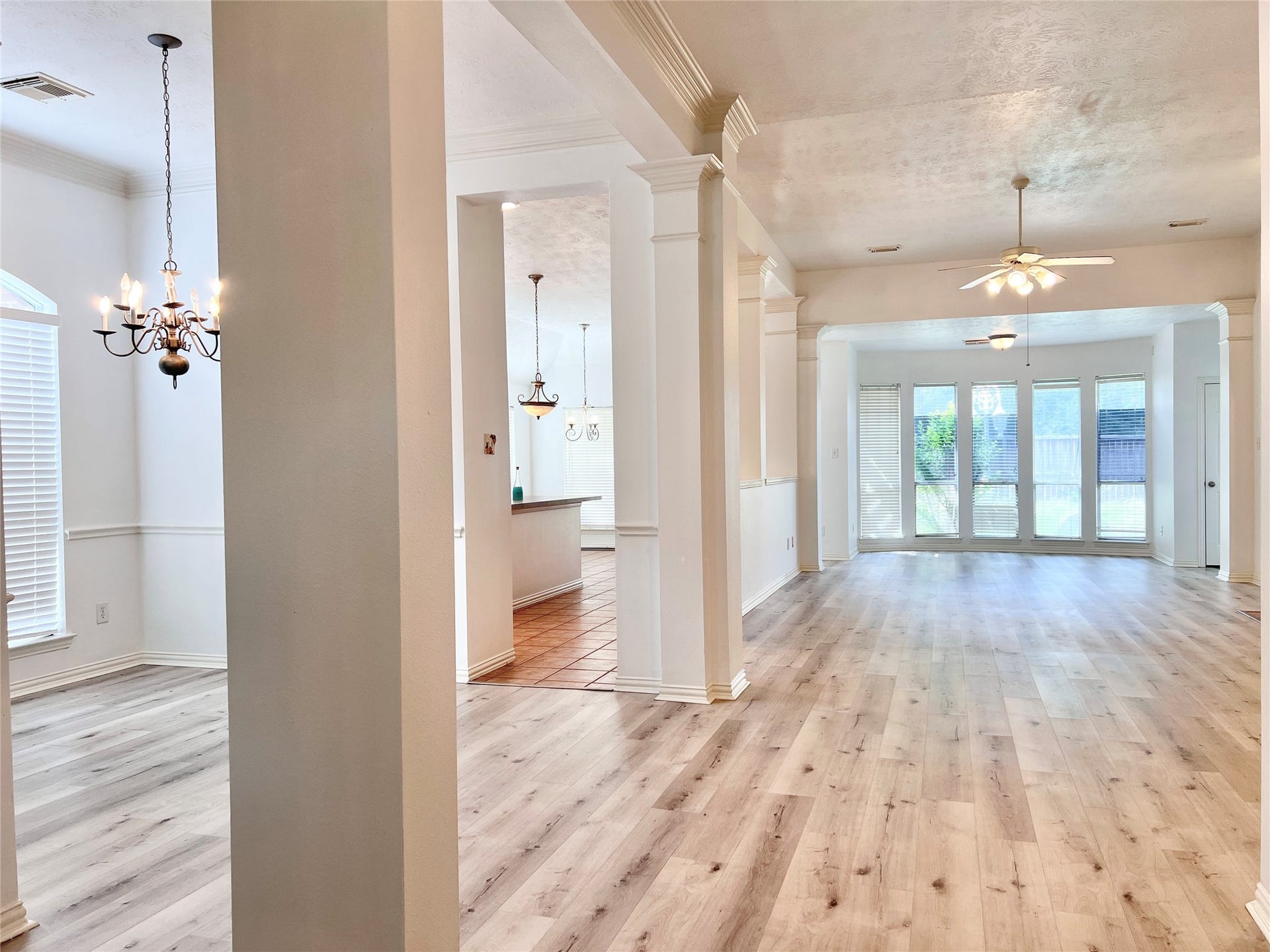 15915 Misty Heath Lane, Houston, TX 77084 Open floor plan with nice architectural Columns