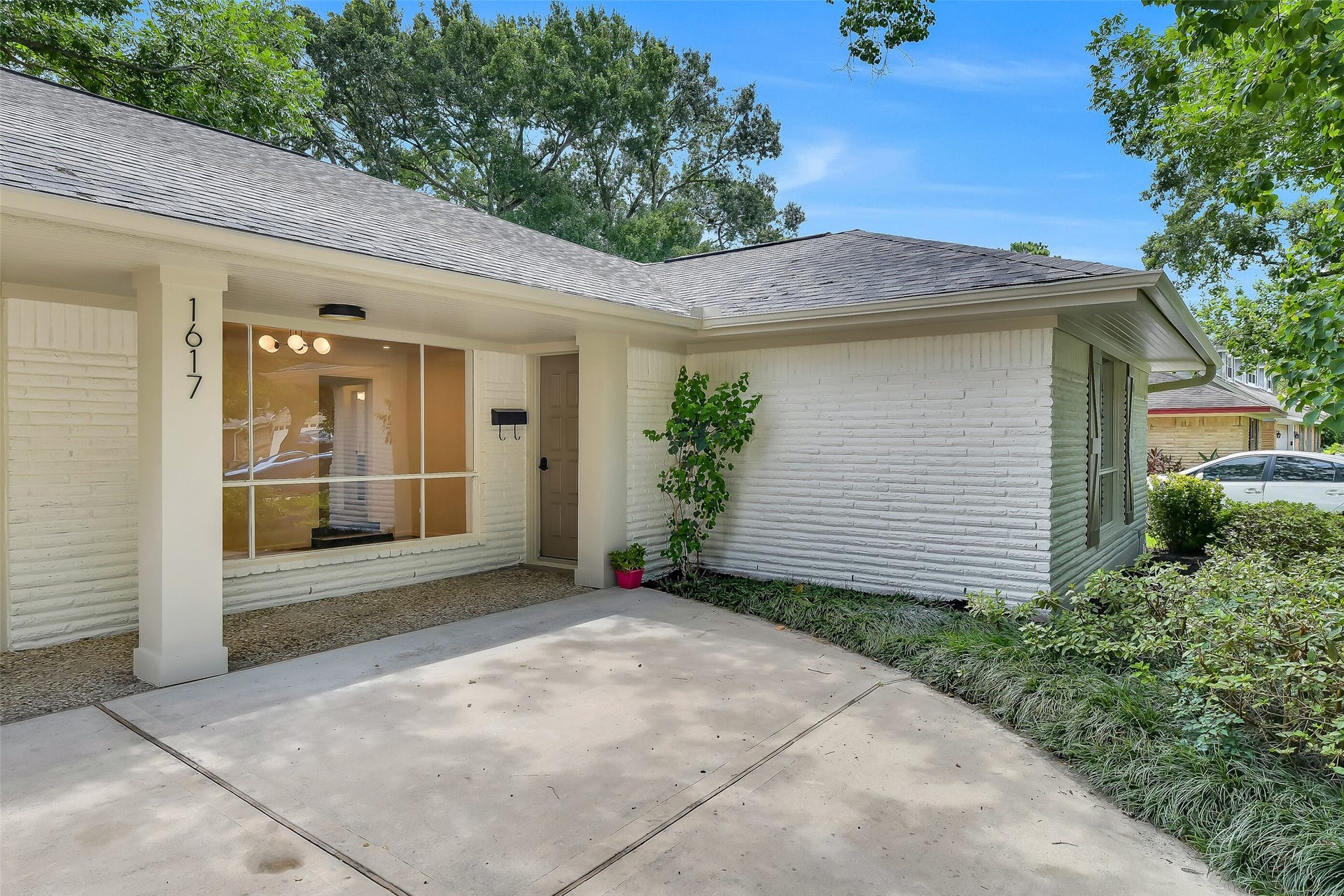 1617 Wavecrest Lane, Houston, TX 77062 1617 Wavecrest Lane, Houston, TX 77062