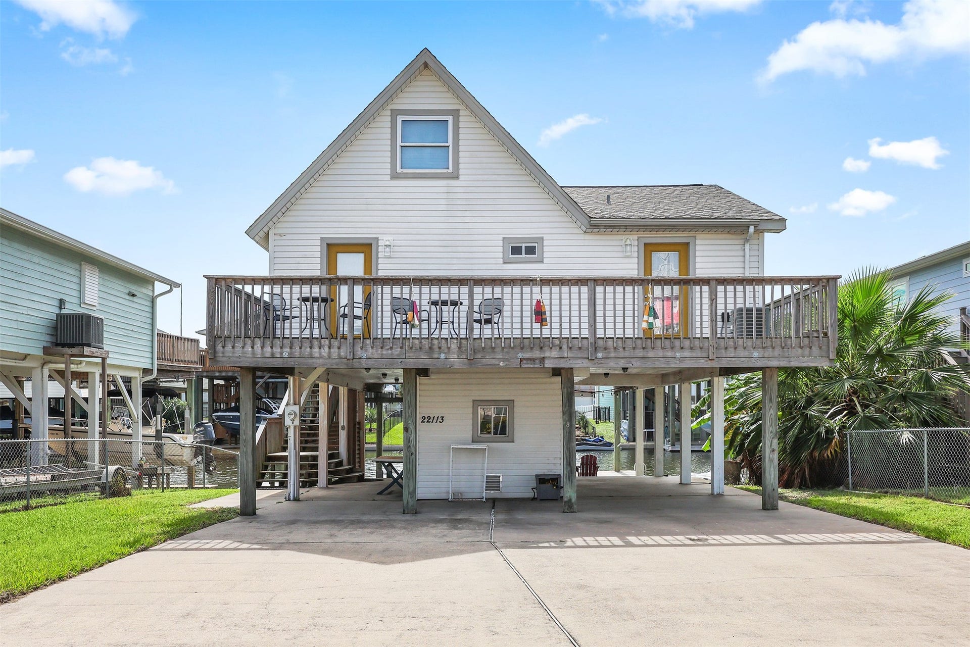 22113 Yoakum Drive, Galveston, TX 77554 22113 Yoakum Drive, Galveston, TX 77554