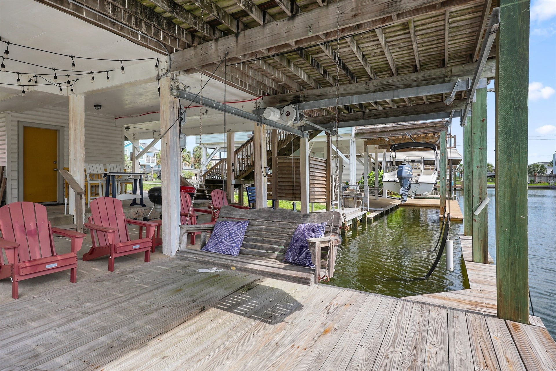 22113 Yoakum Drive, Galveston, TX 77554 22113 Yoakum Drive, Galveston, TX 77554
