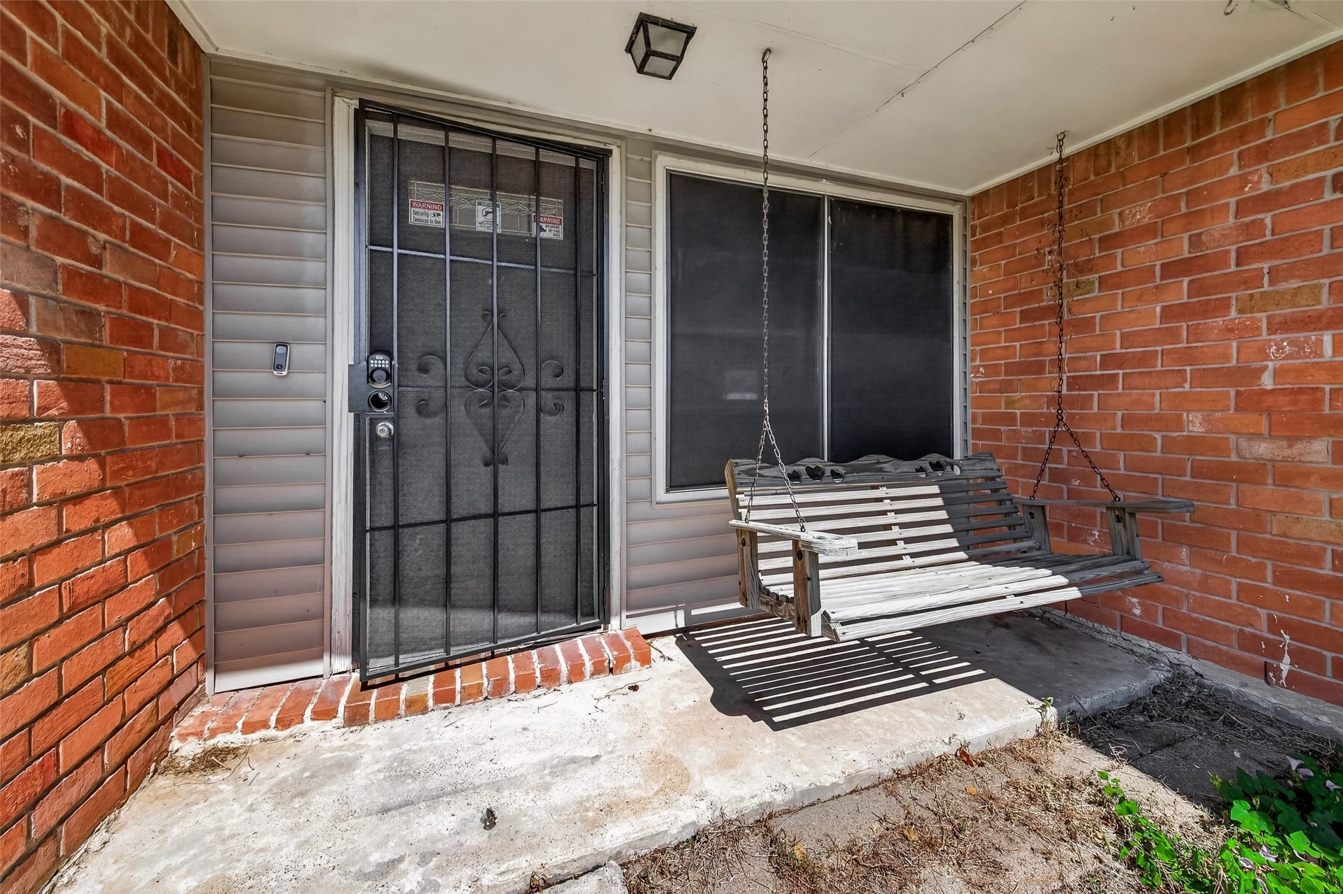 10135 Shell Rock Road, La Porte, TX 77571
