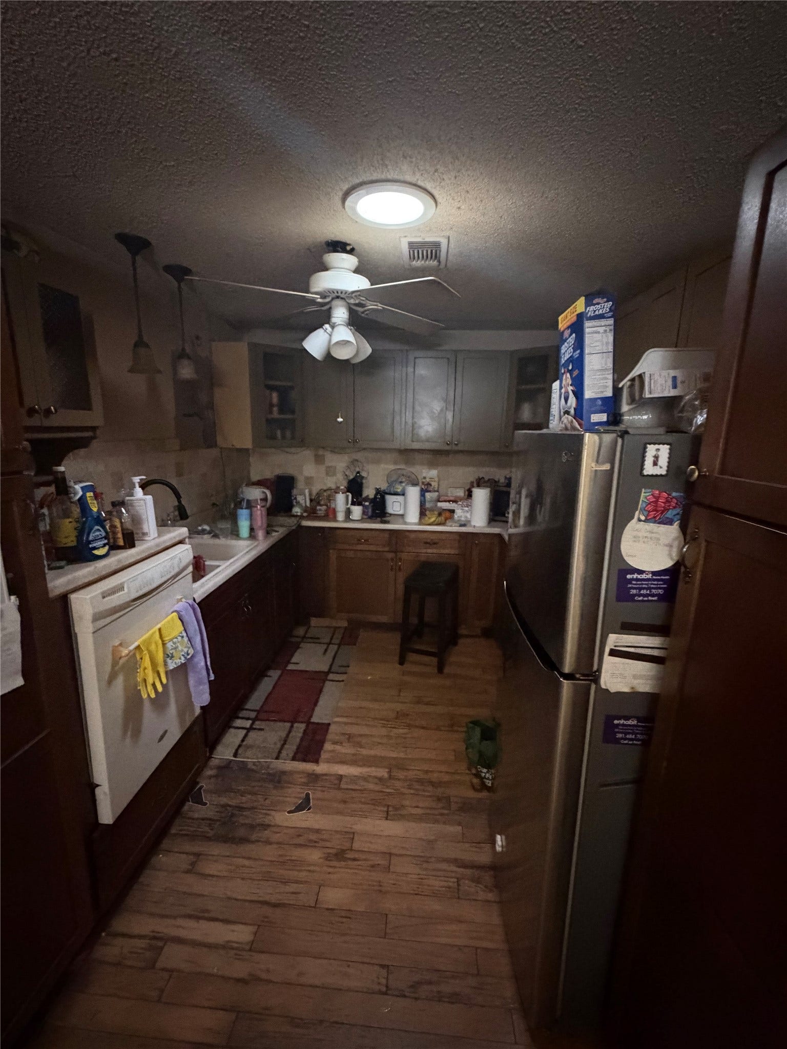 1014 Delesandri Lane, Kemah, TX 77565 1014 Delesandri Lane, Kemah, TX 77565