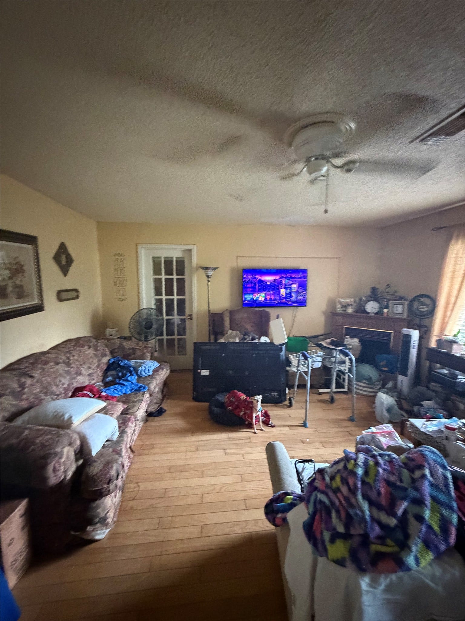 1014 Delesandri Lane, Kemah, TX 77565 1014 Delesandri Lane, Kemah, TX 77565