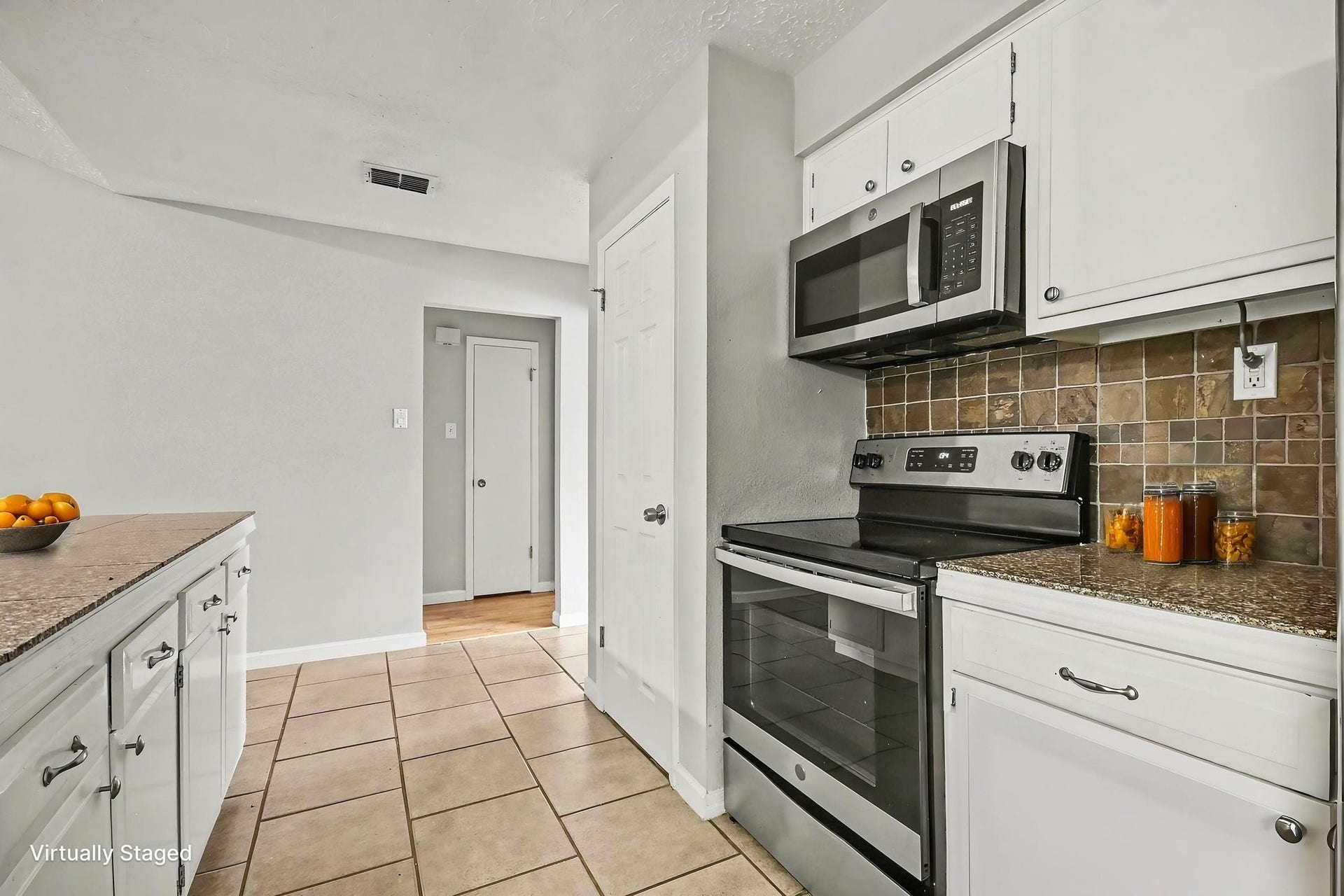 16923 Blackhawk Boulevard, Friendswood, TX 77546 16923 Blackhawk Boulevard, Friendswood, TX 77546