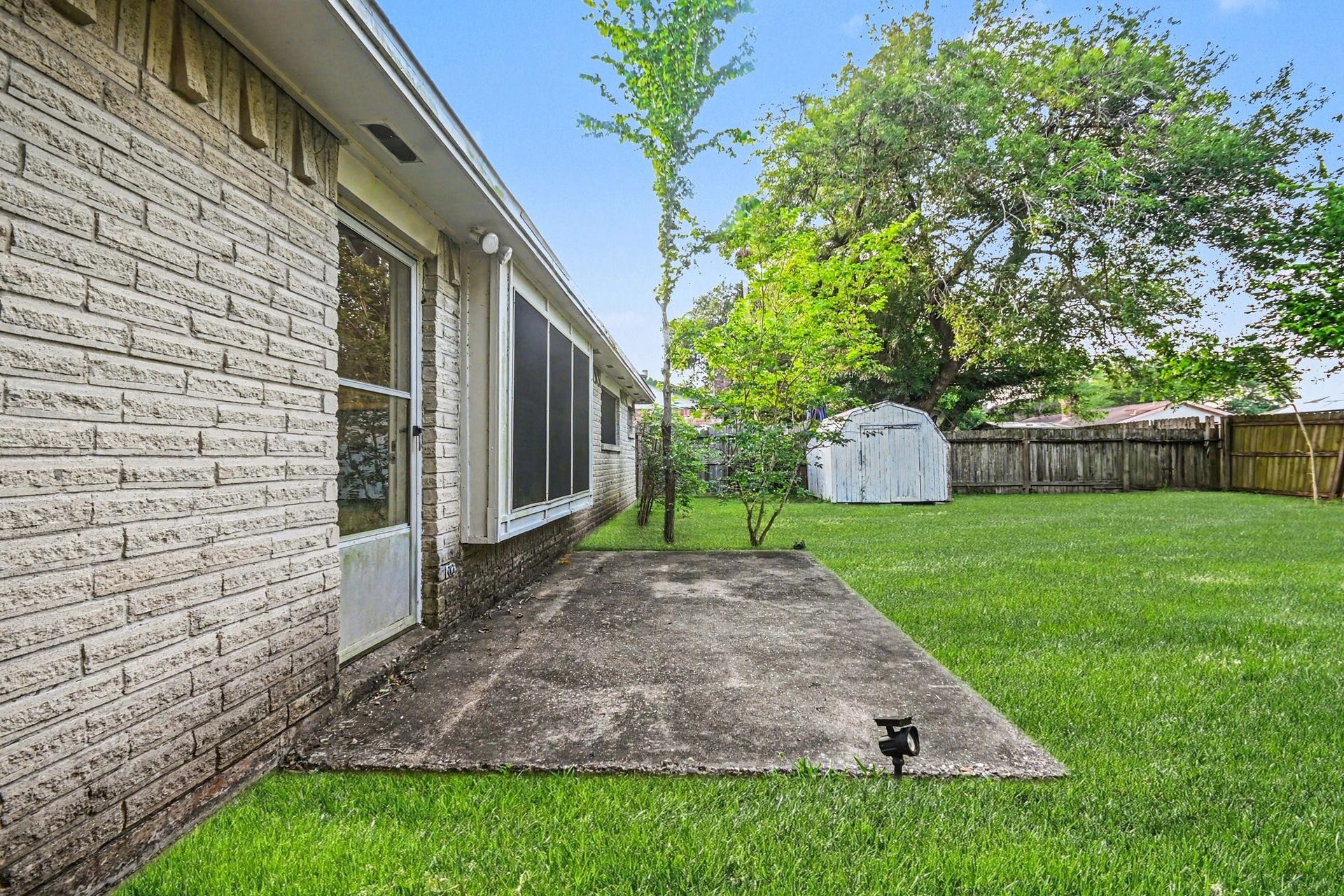 16923 Blackhawk Boulevard, Friendswood, TX 77546 16923 Blackhawk Boulevard, Friendswood, TX 77546