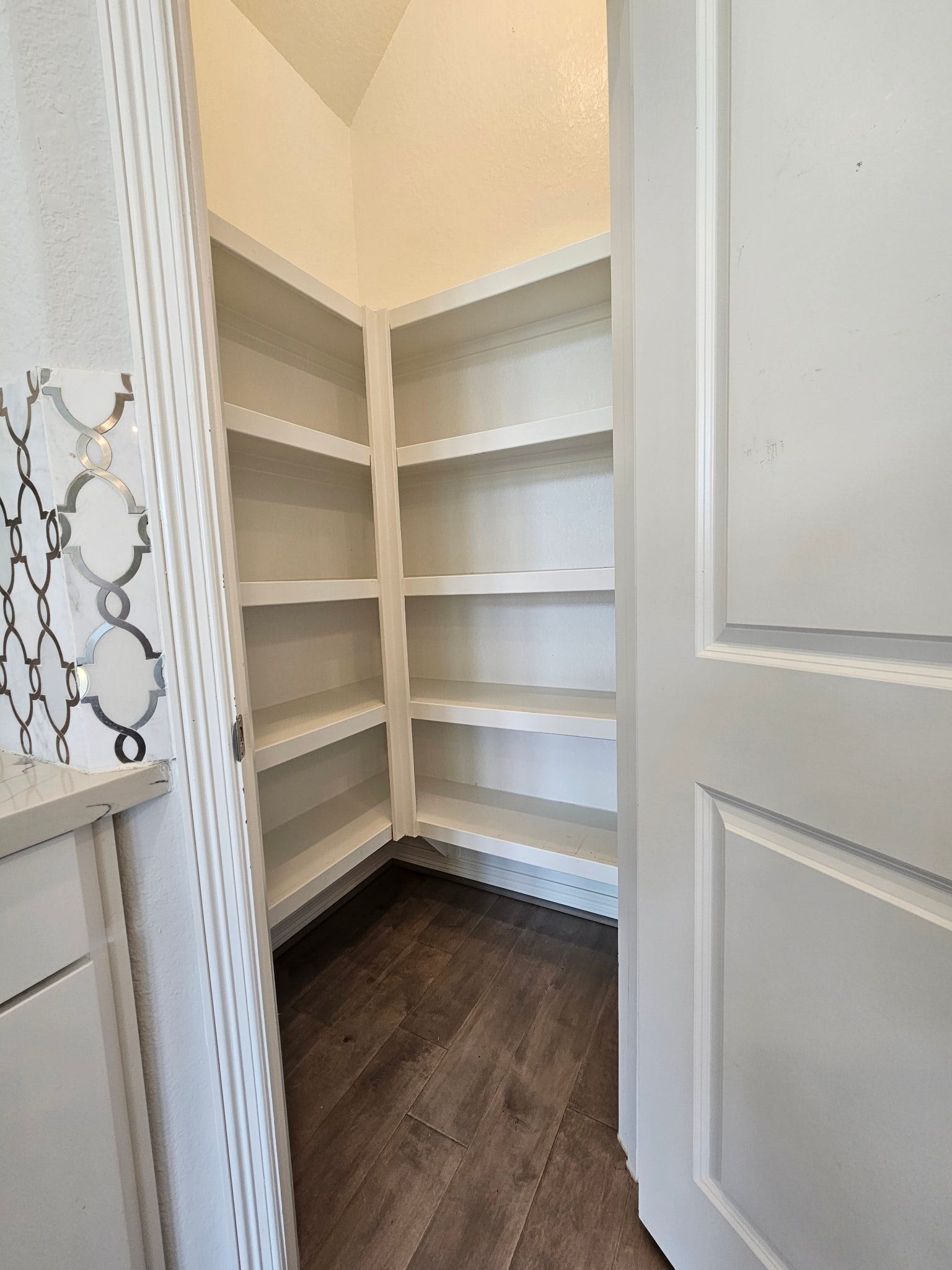 2414 Manor Valley Lane, Missouri City, TX 77459 2414 Manor Valley Lane, Missouri City, TX 77459
