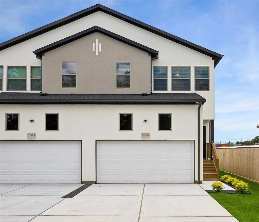 Property photo for 2337 N Austin Avenue, #B, Pearland, TX