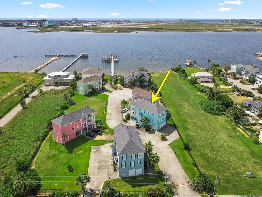 Property photo for 1007 Lillian Lane, Galveston, TX
