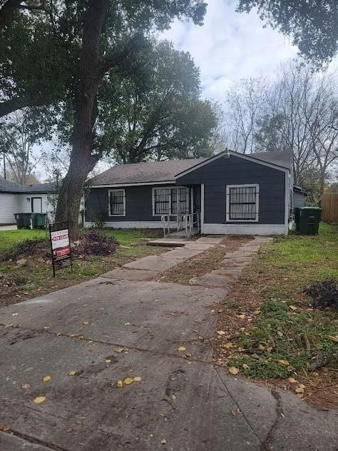 Property photo for 5318 Chennault Road, Houston, TX