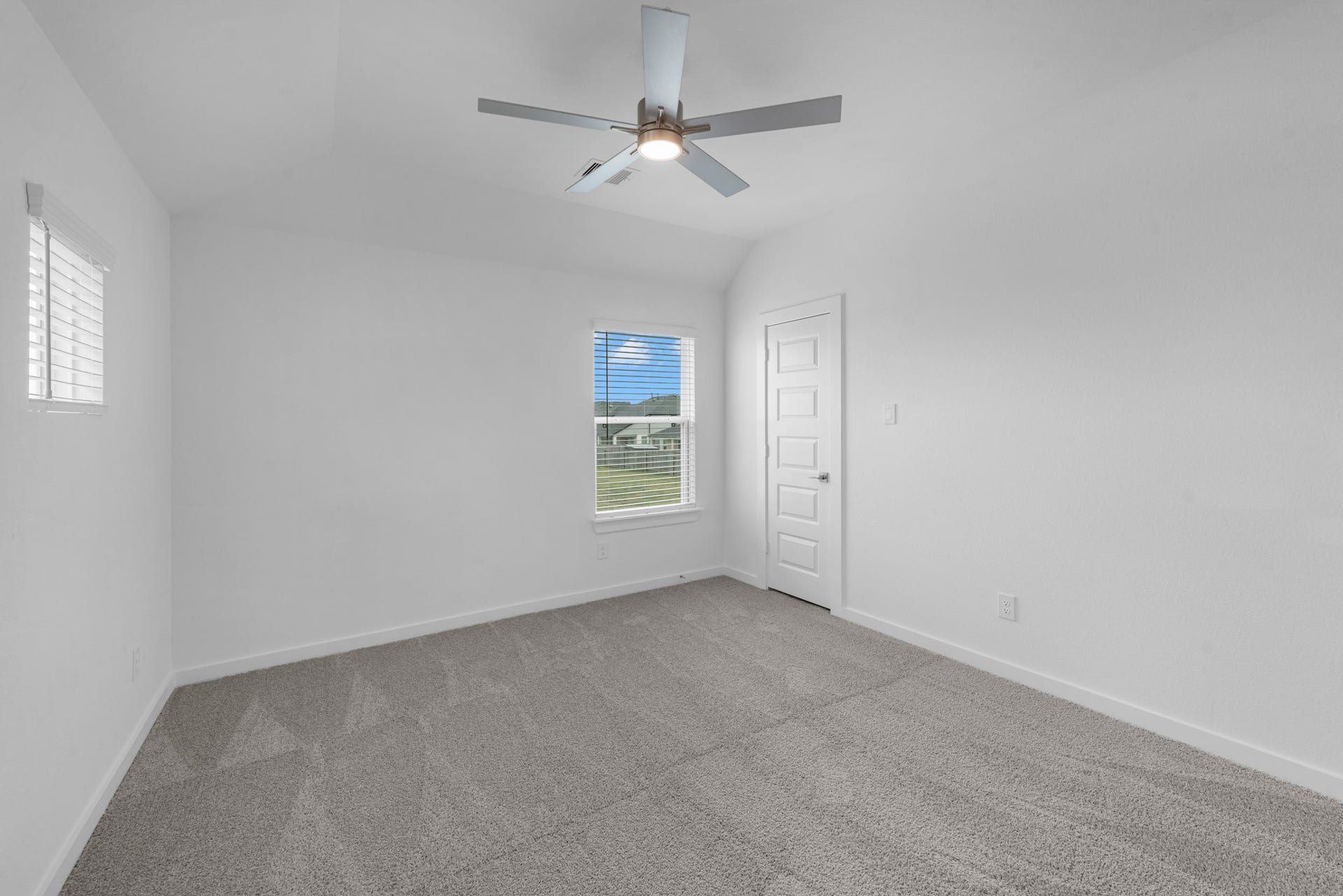 4526 Breezewood Drive, Rosenberg, TX 77471