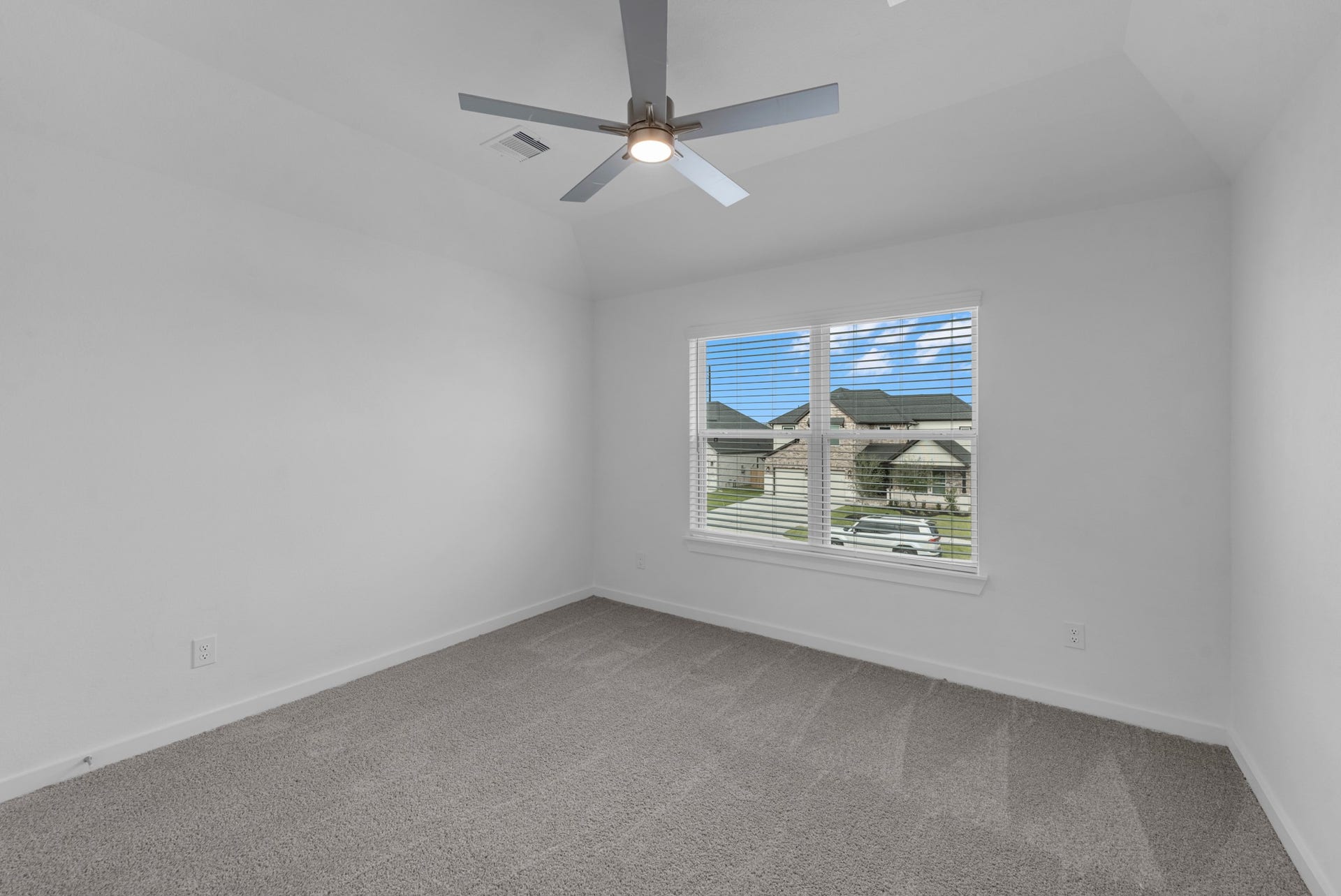 4526 Breezewood Drive, Rosenberg, TX 77471
