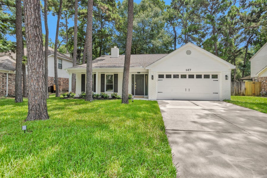 Property photo for 147 E Pathfinders Circle, The Woodlands, TX